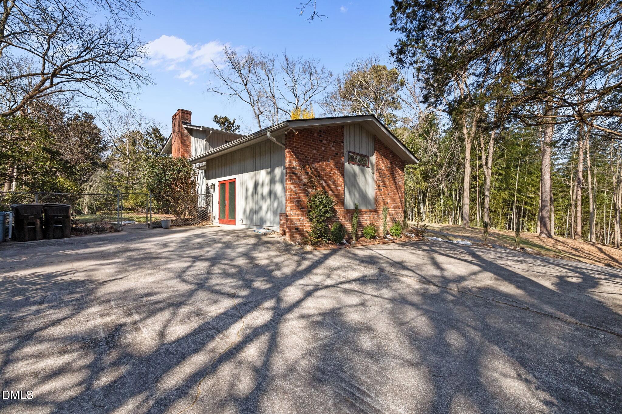 1709 Curtis Road