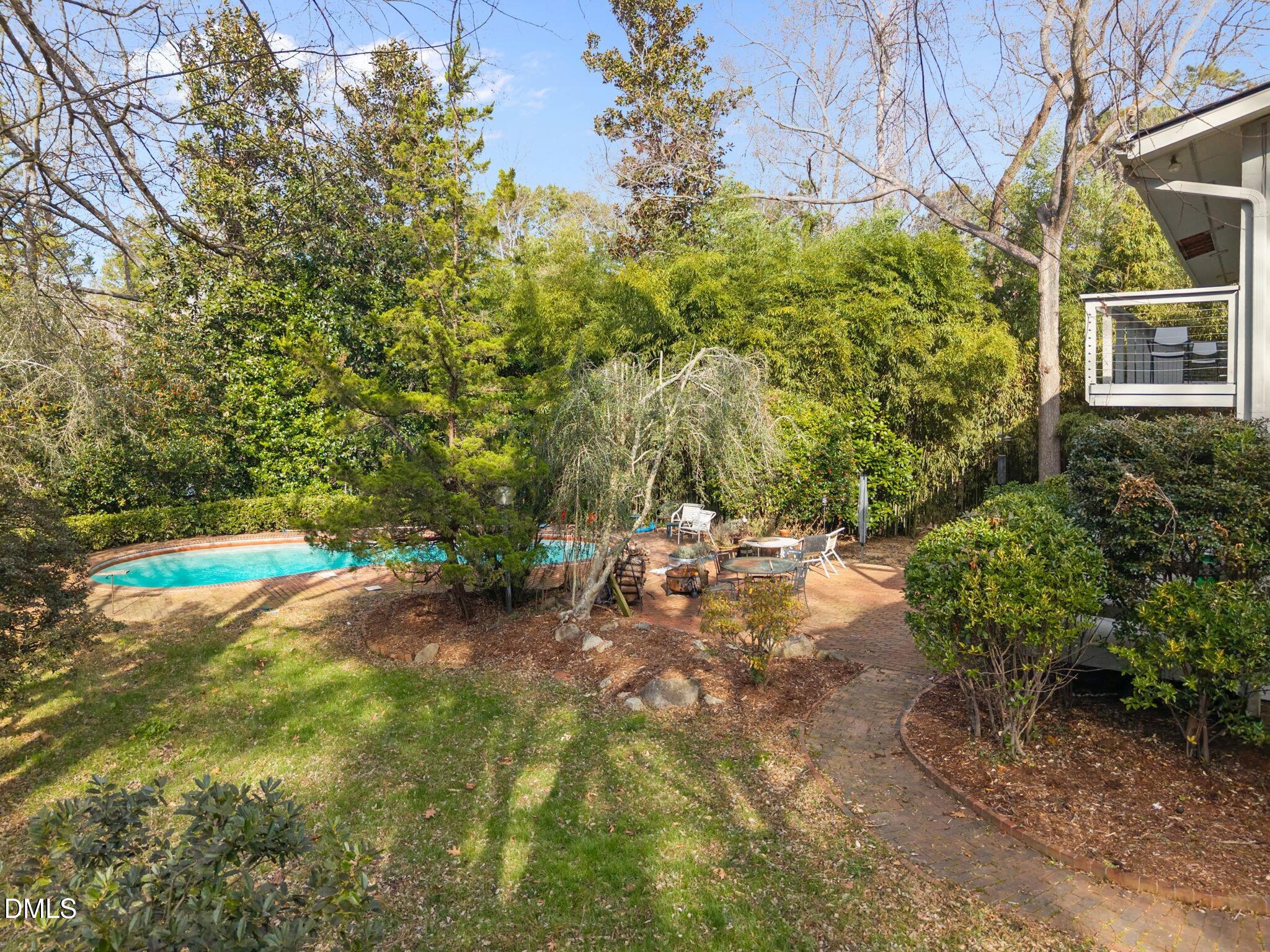1709 Curtis Road