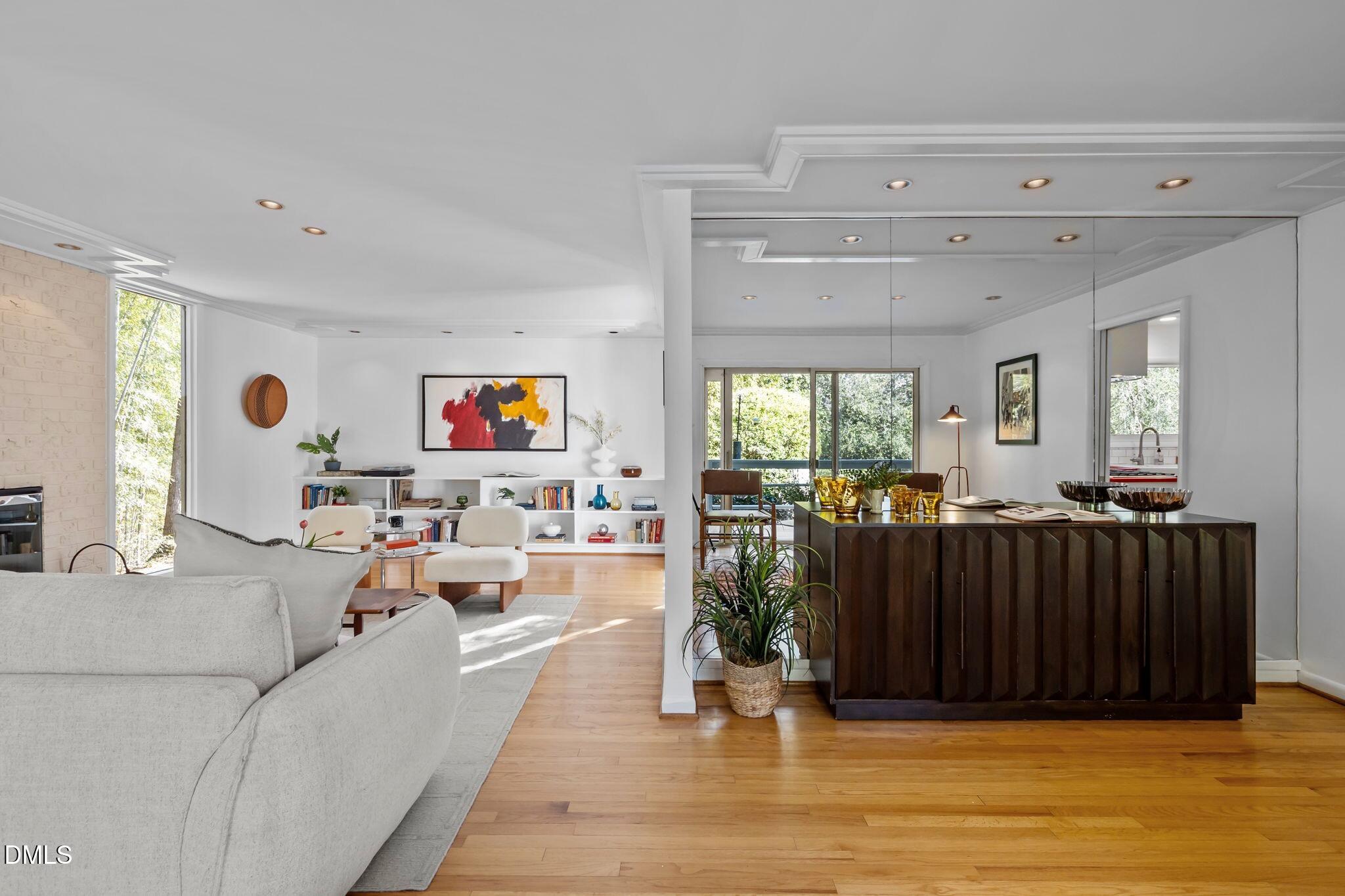 1709 Curtis Road