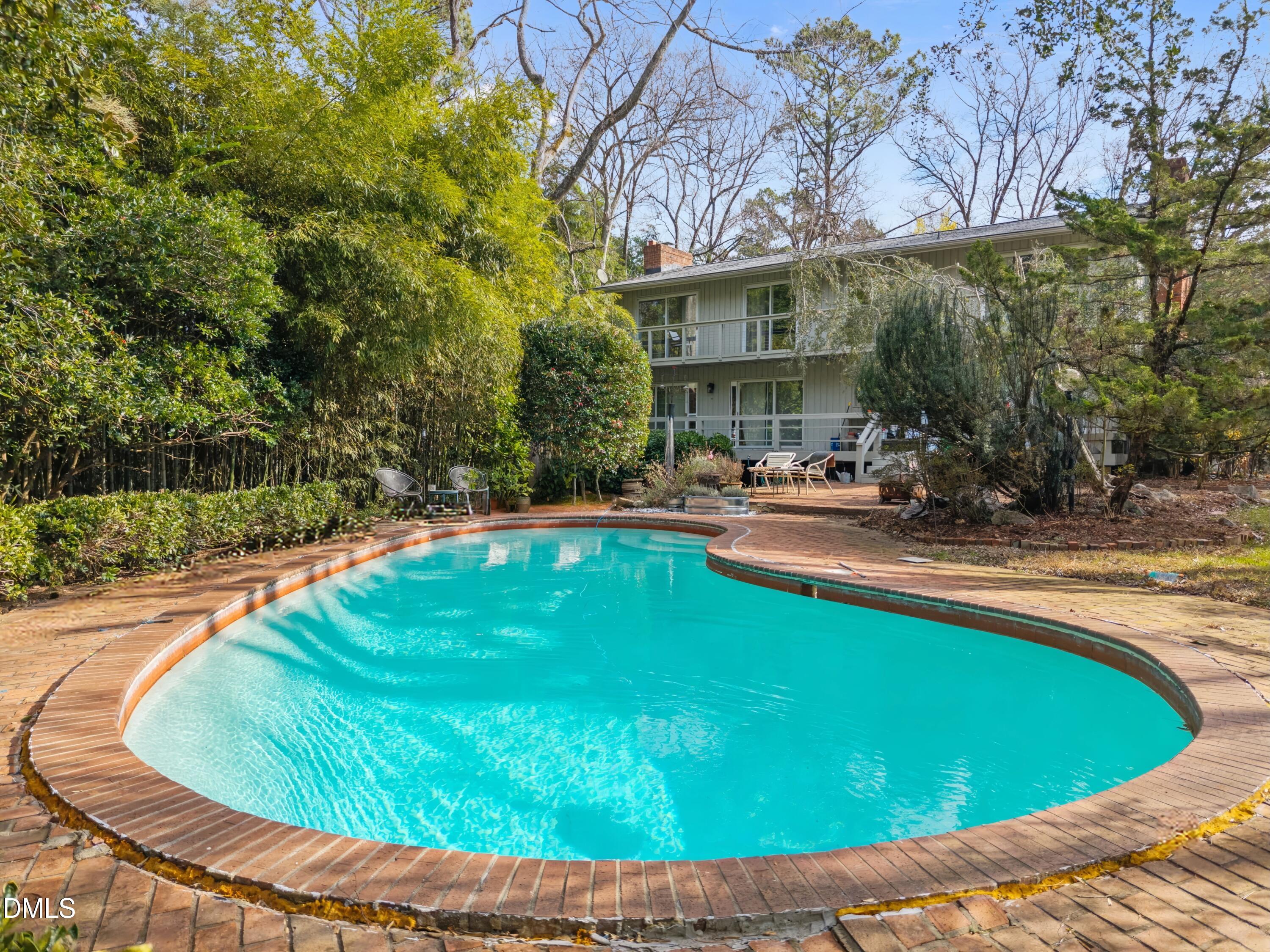 1709 Curtis Road