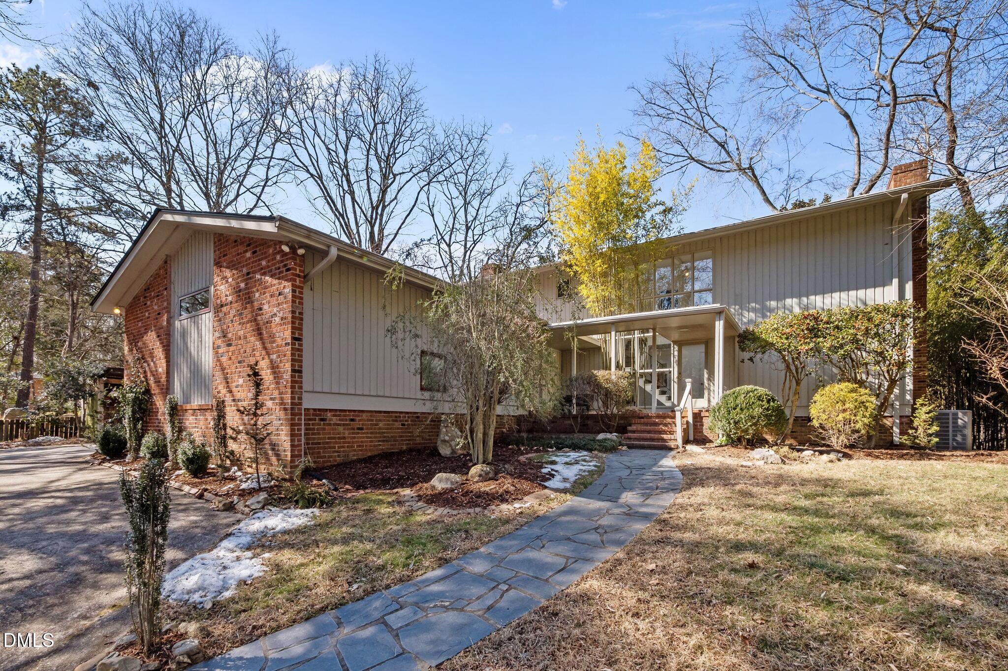 1709 Curtis Road
