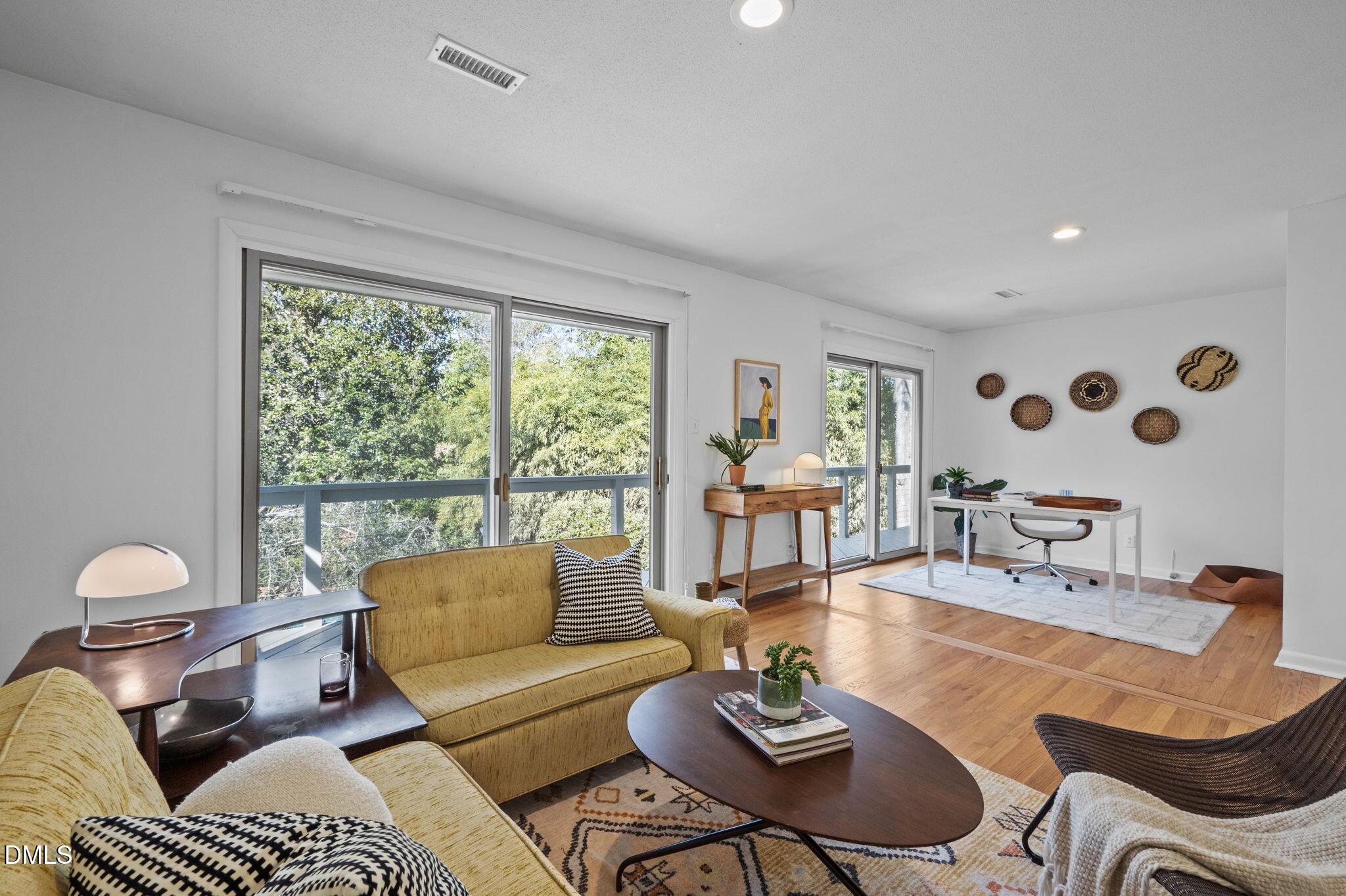 1709 Curtis Road