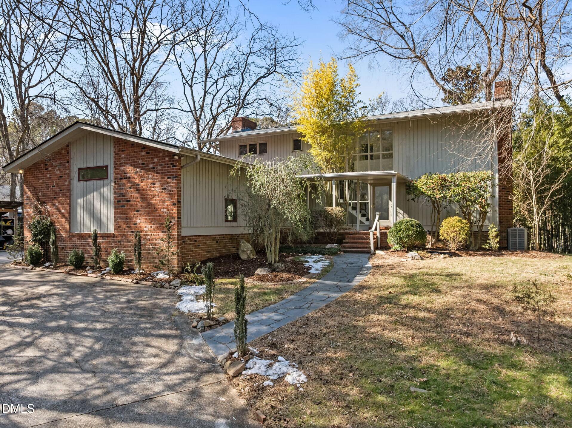 1709 Curtis Road