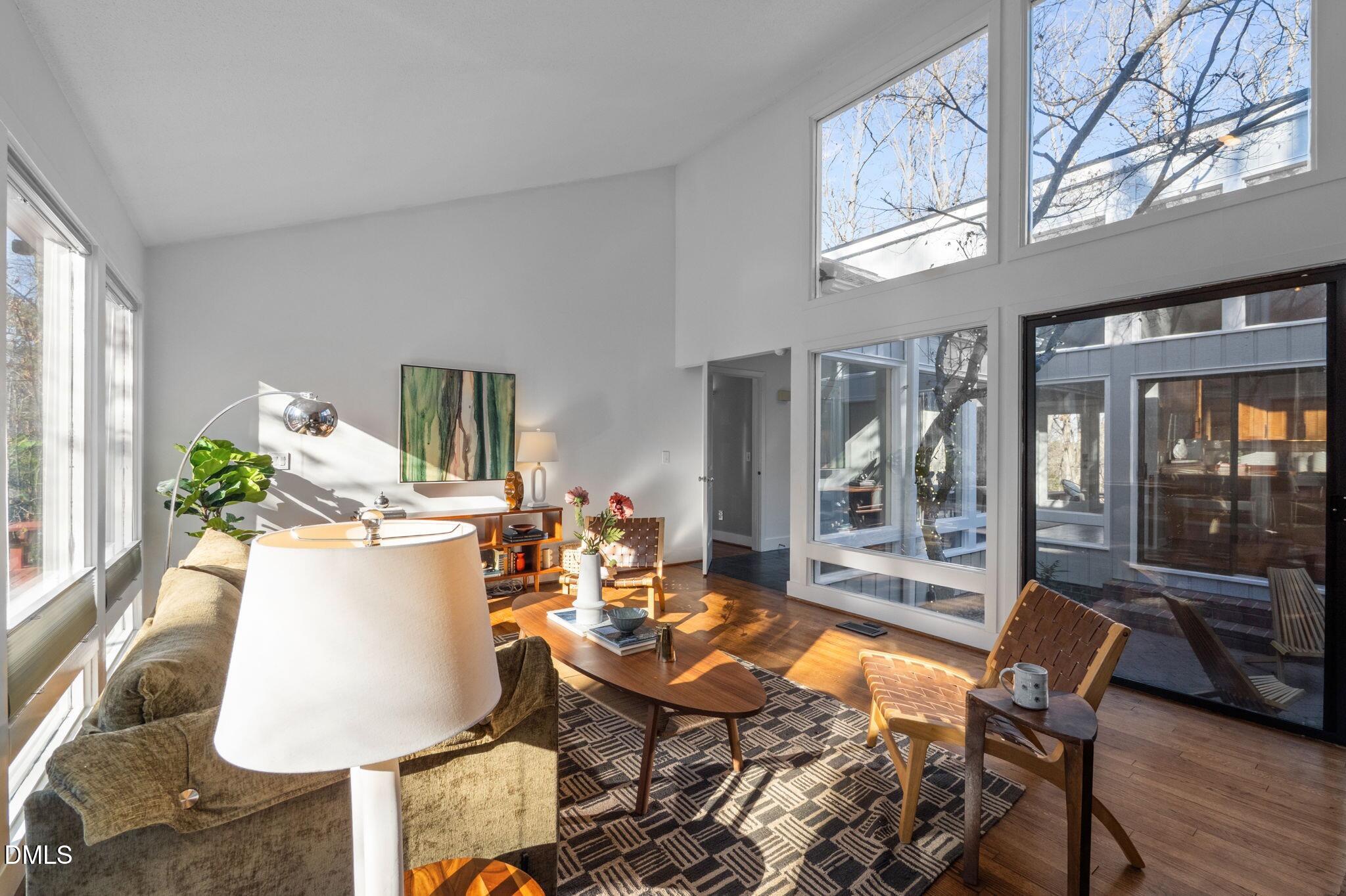 627 Kensington Drive