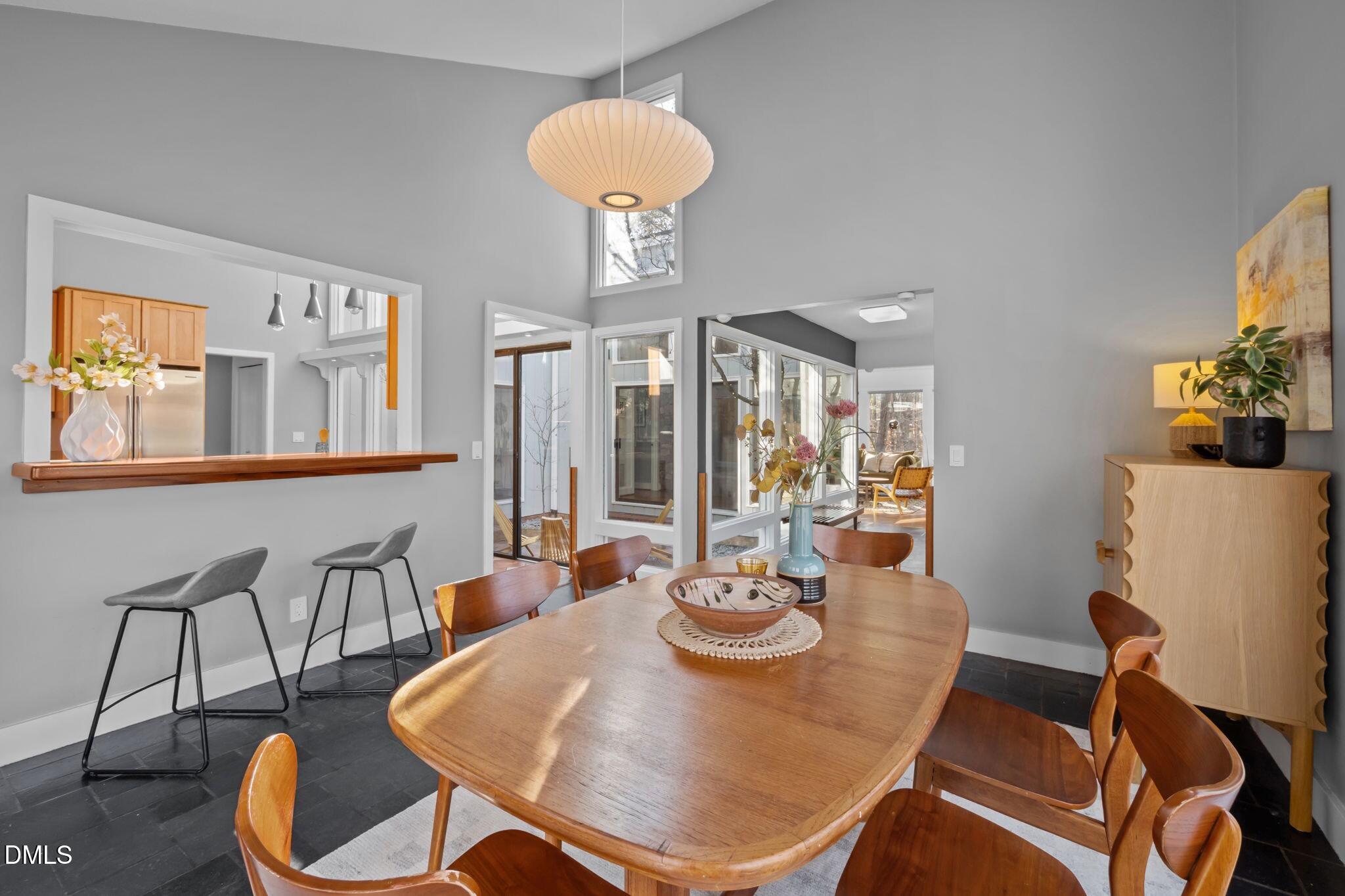 627 Kensington Drive