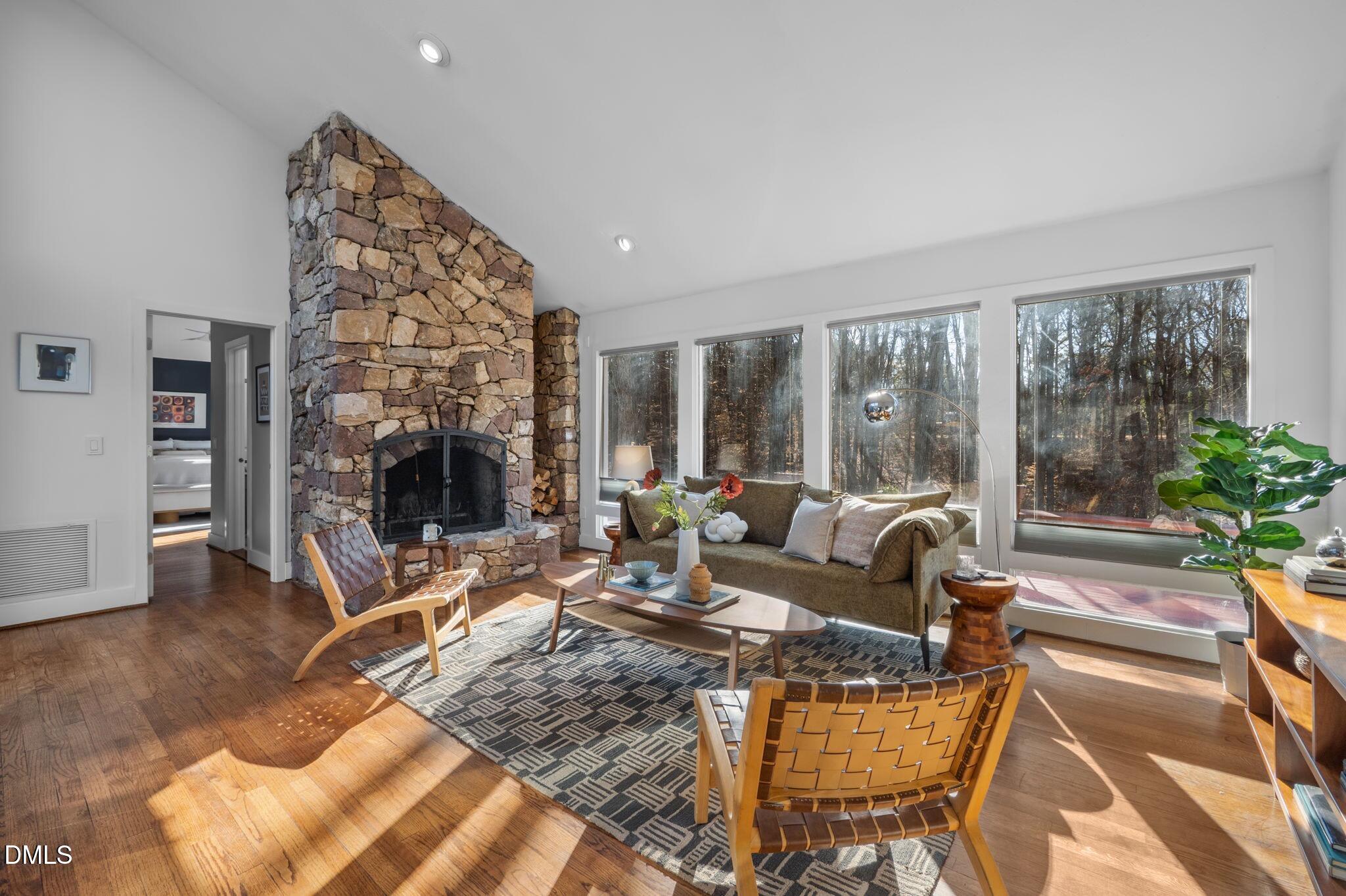 627 Kensington Drive