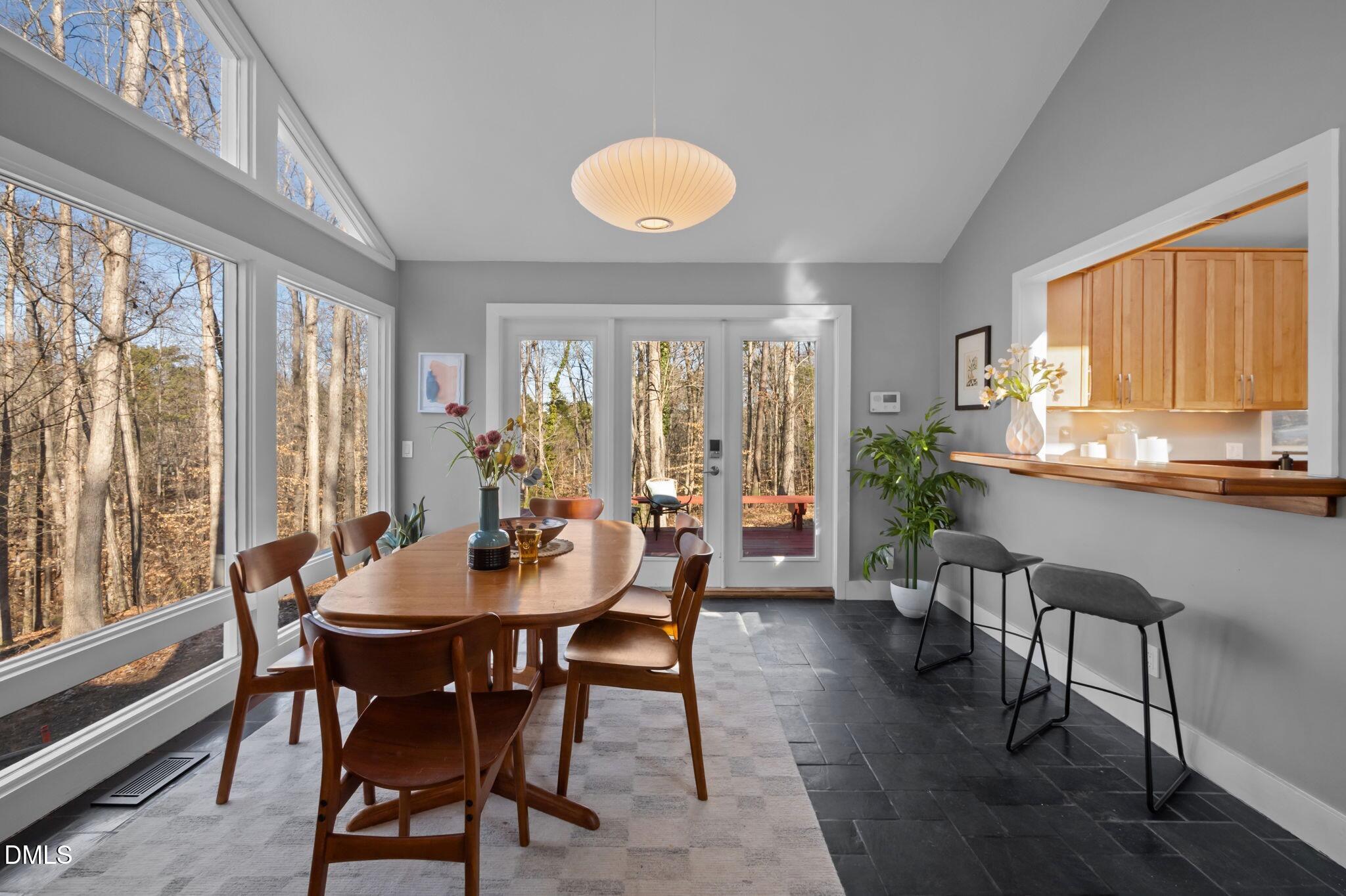 627 Kensington Drive