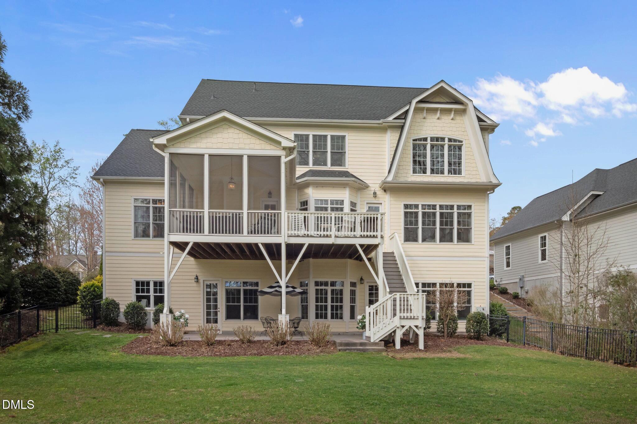 564 Mountain Laurel