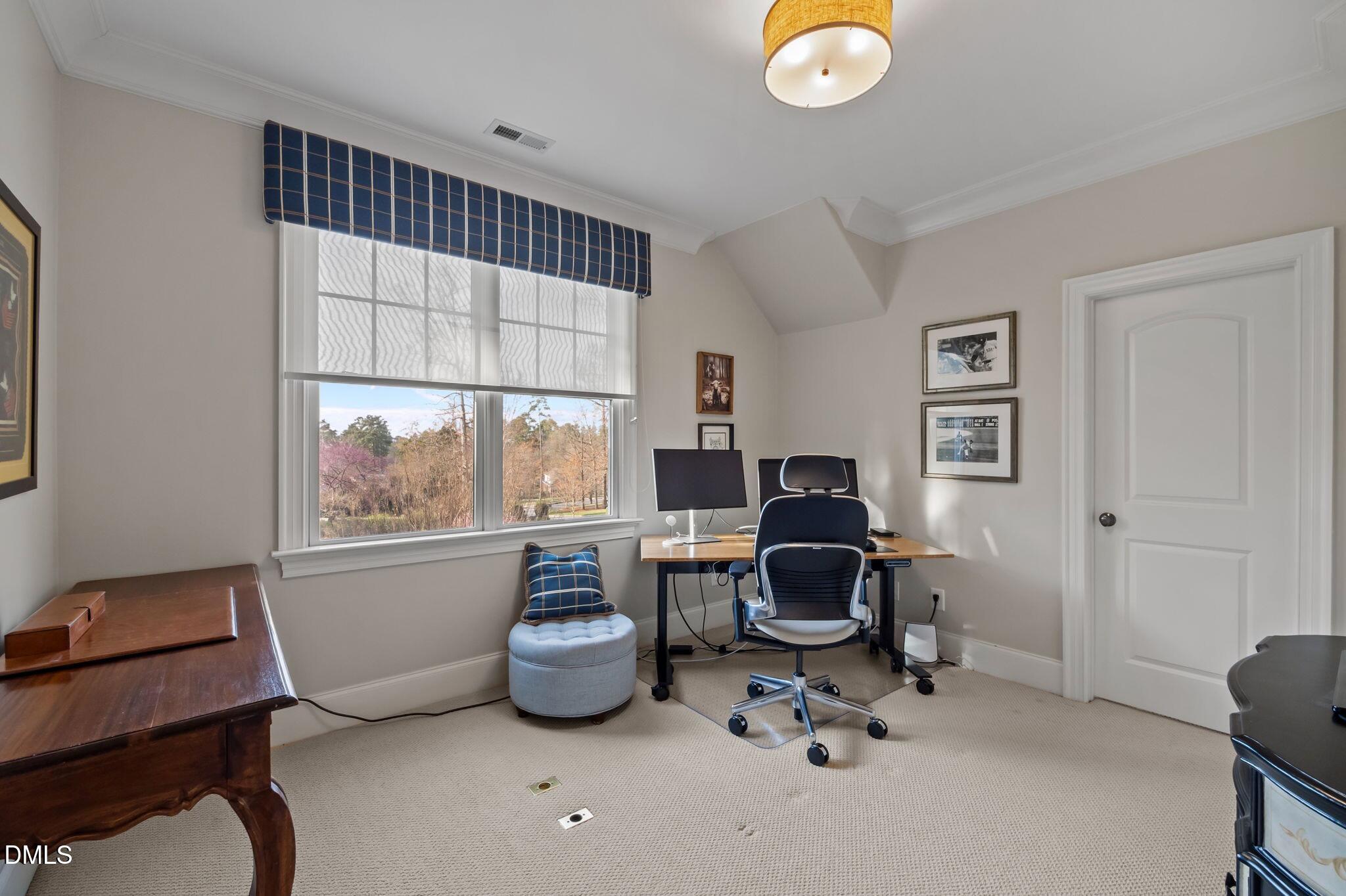 564 Mountain Laurel
