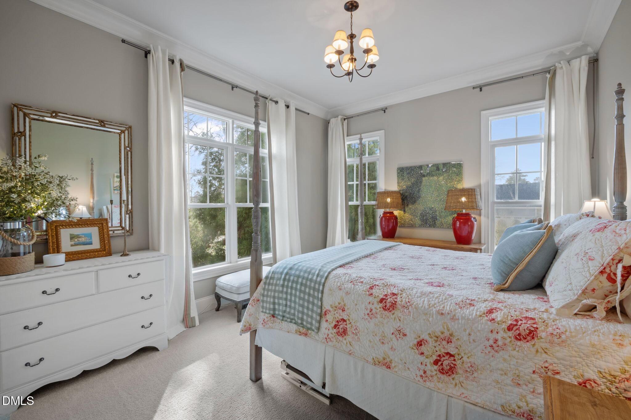 564 Mountain Laurel