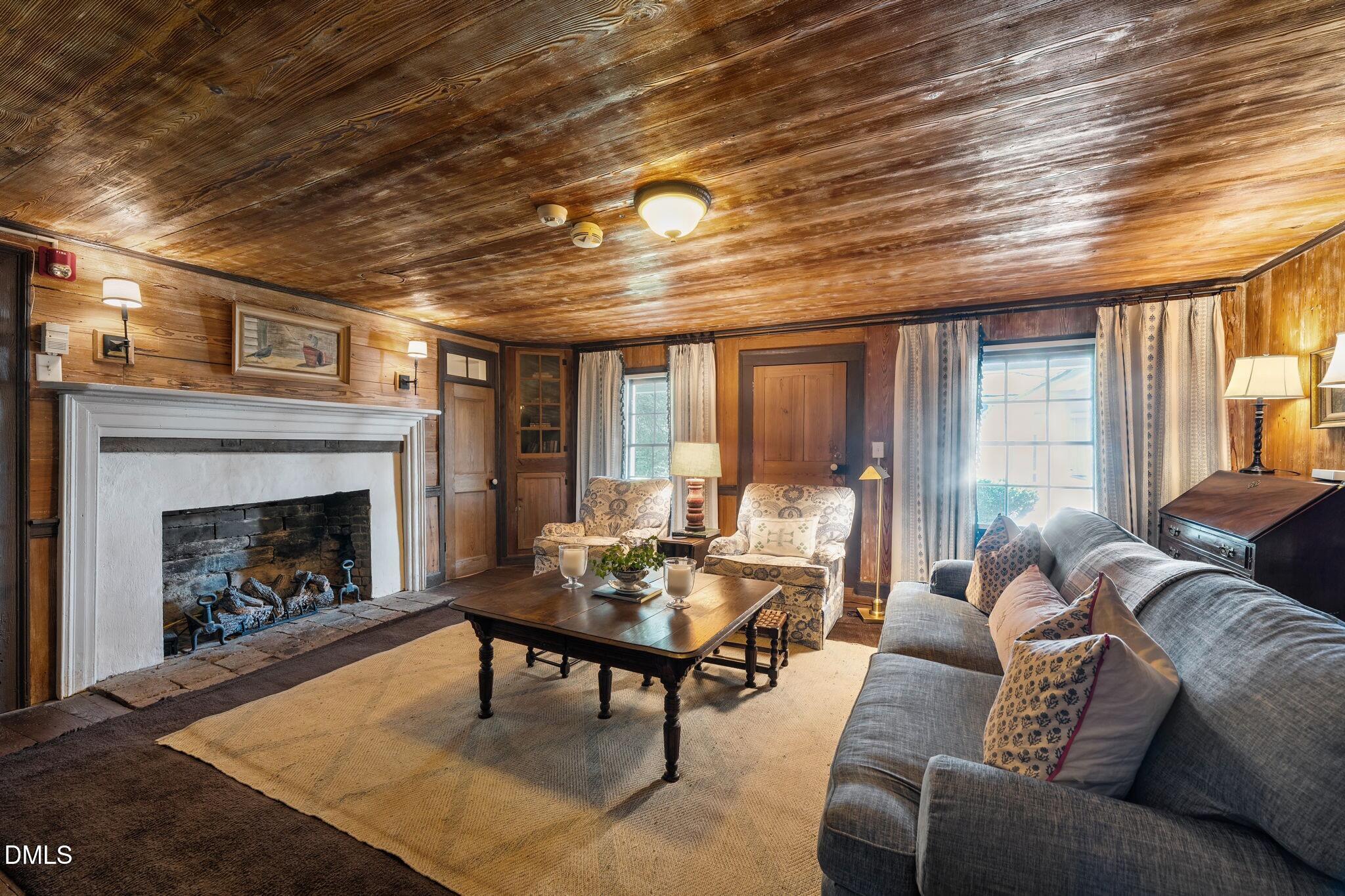 6720 Mebane Oaks Road