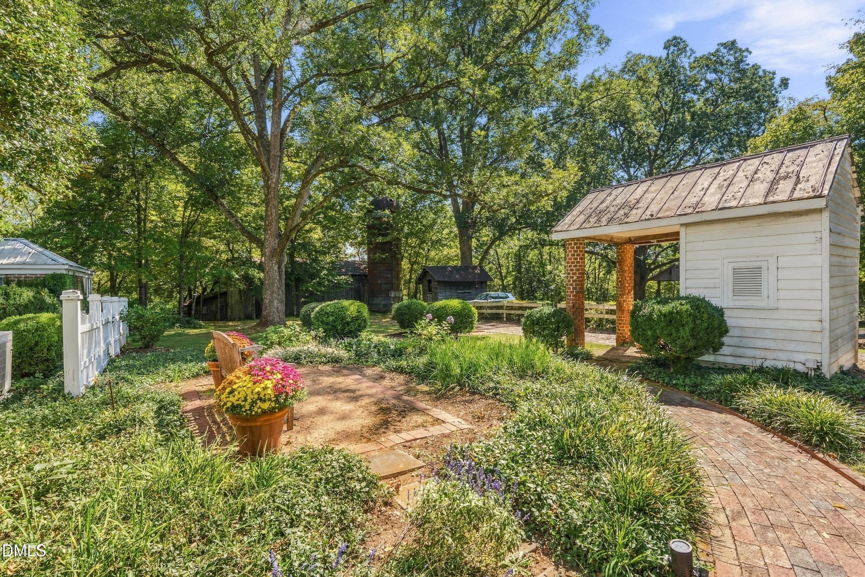 6720 Mebane Oaks Road