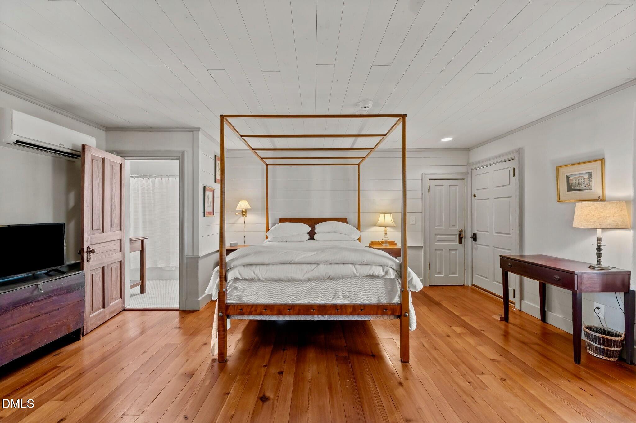 6720 Mebane Oaks Road