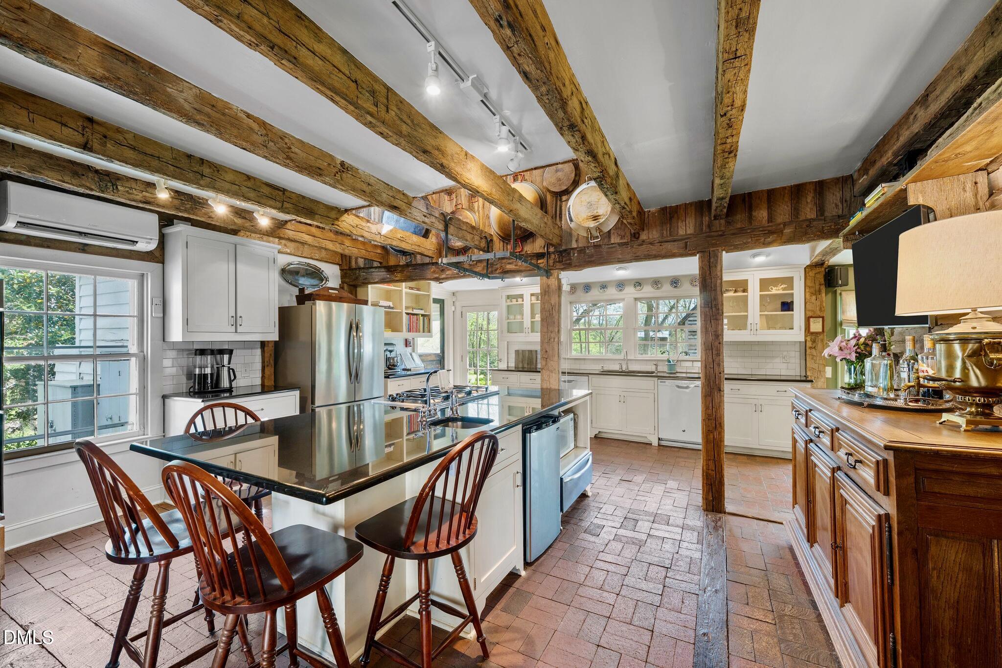 6720 Mebane Oaks Road