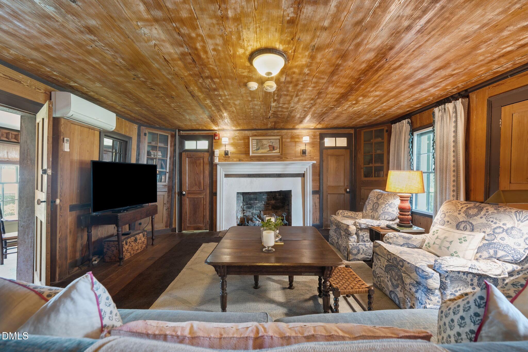 6720 Mebane Oaks Road