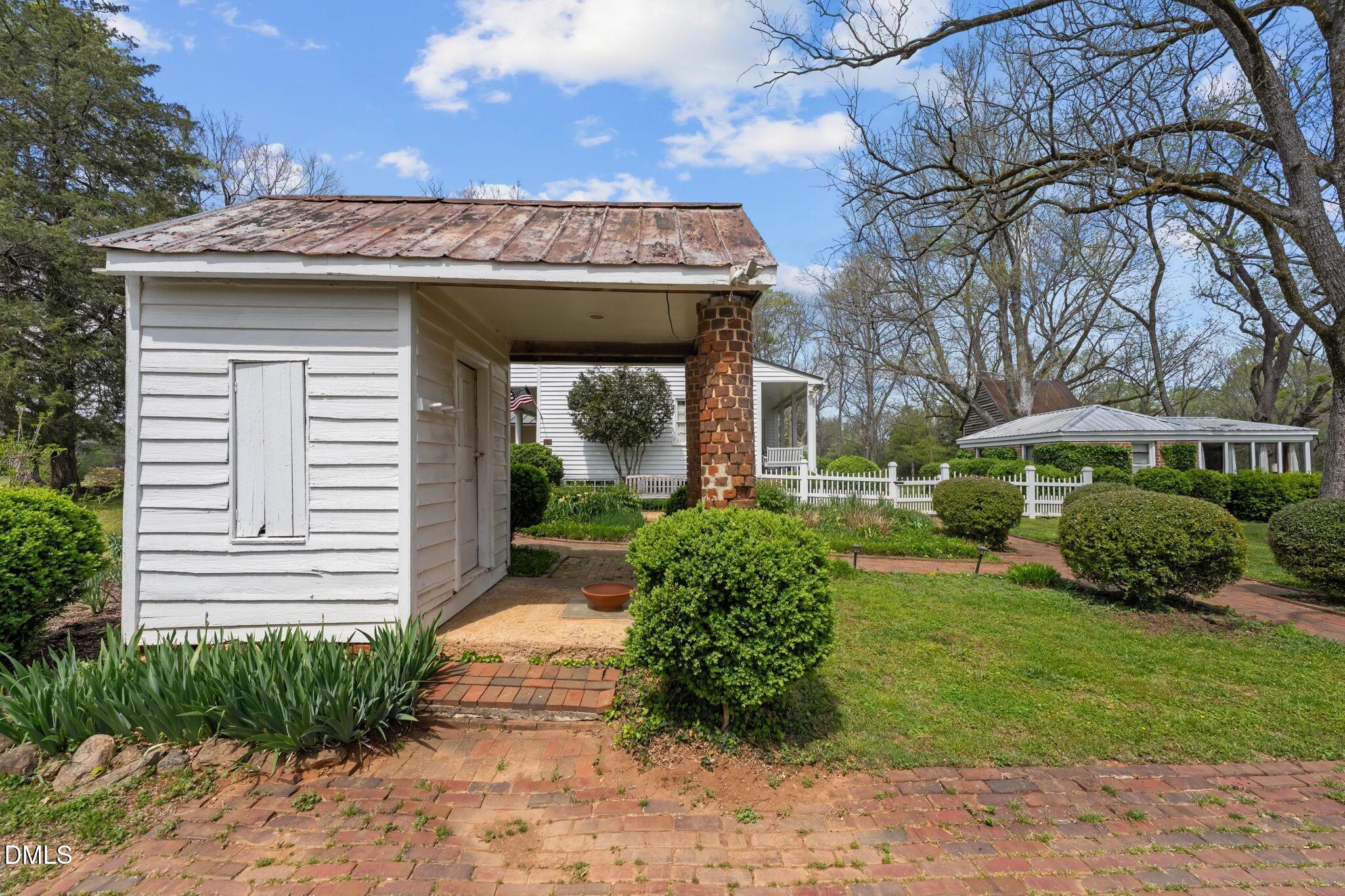 6720 Mebane Oaks Road