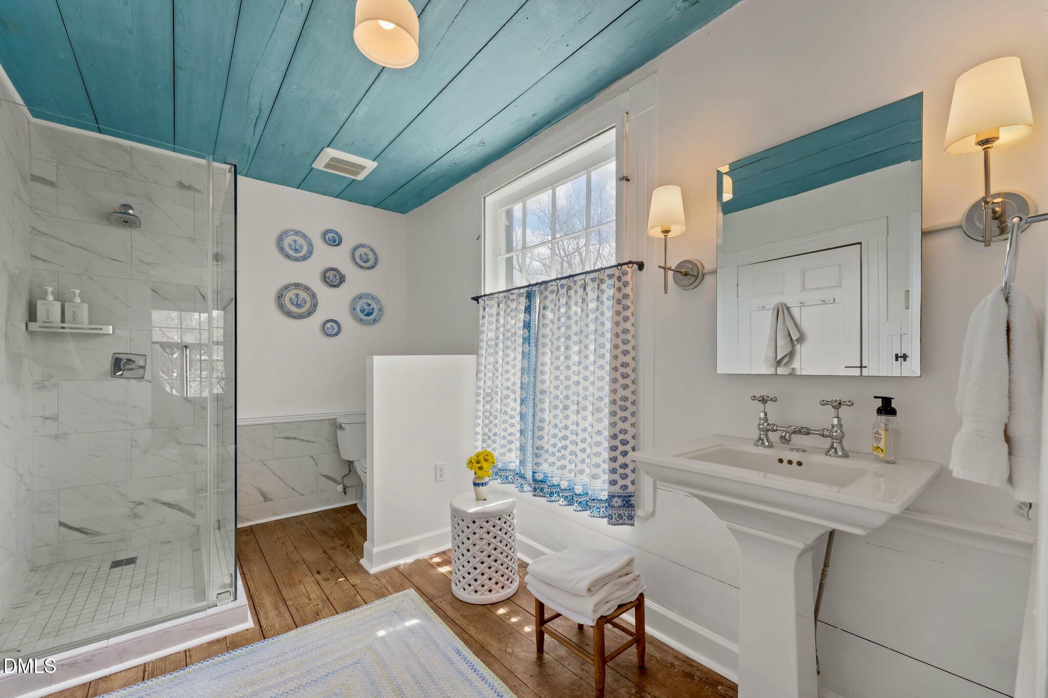 6720 Mebane Oaks Road