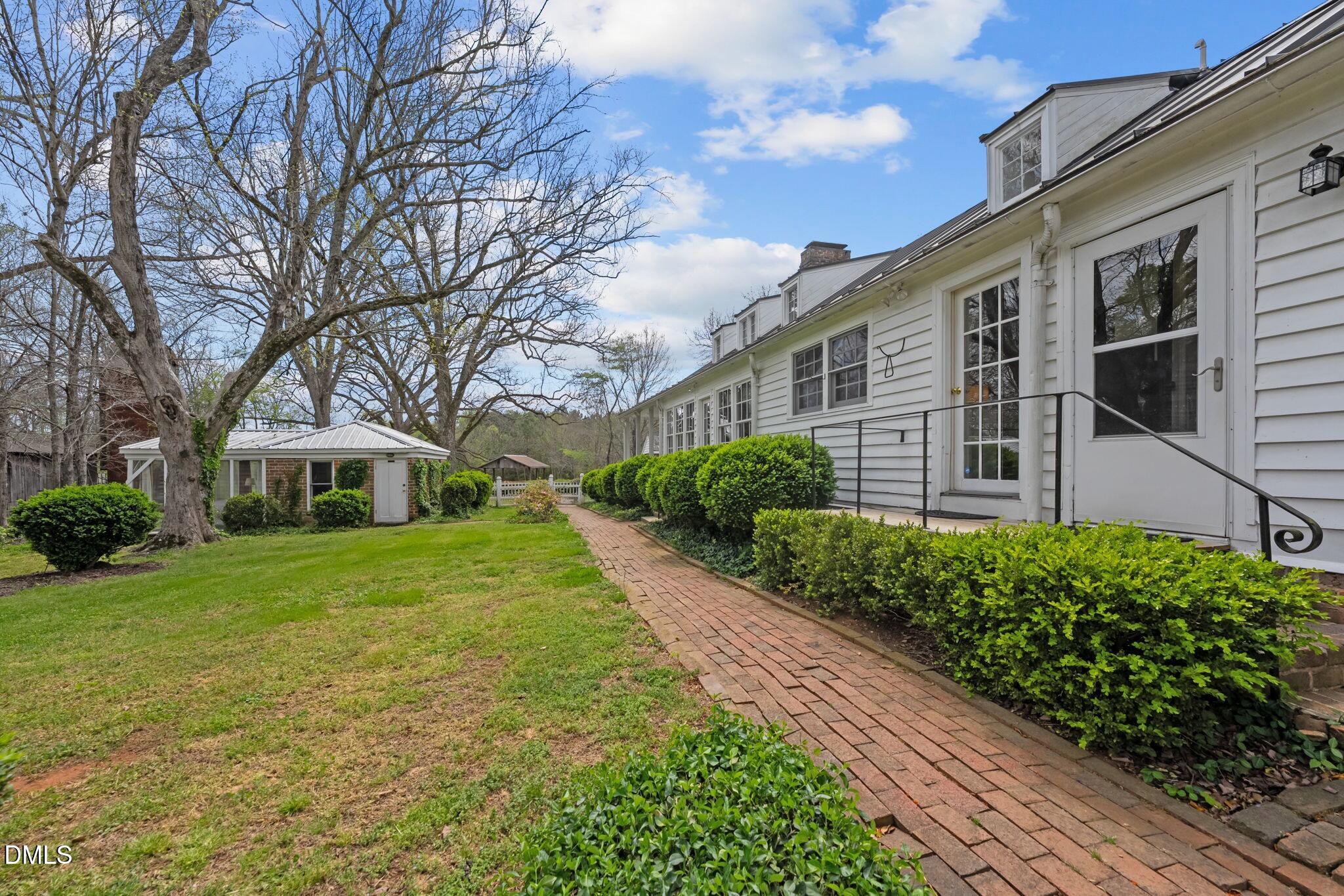 6720 Mebane Oaks Road