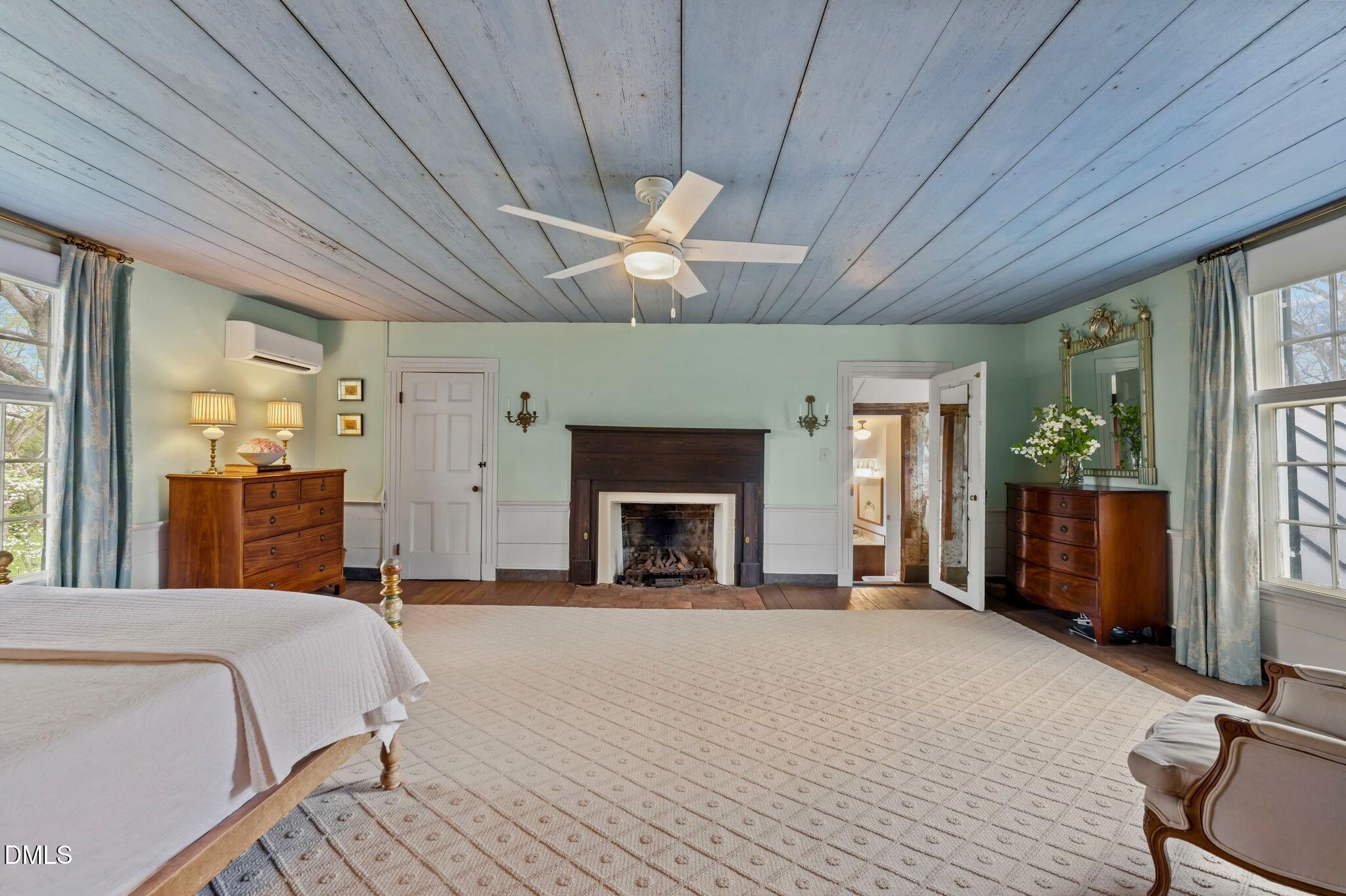 6720 Mebane Oaks Road