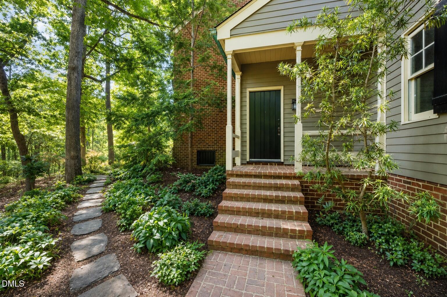 103 Porter Place