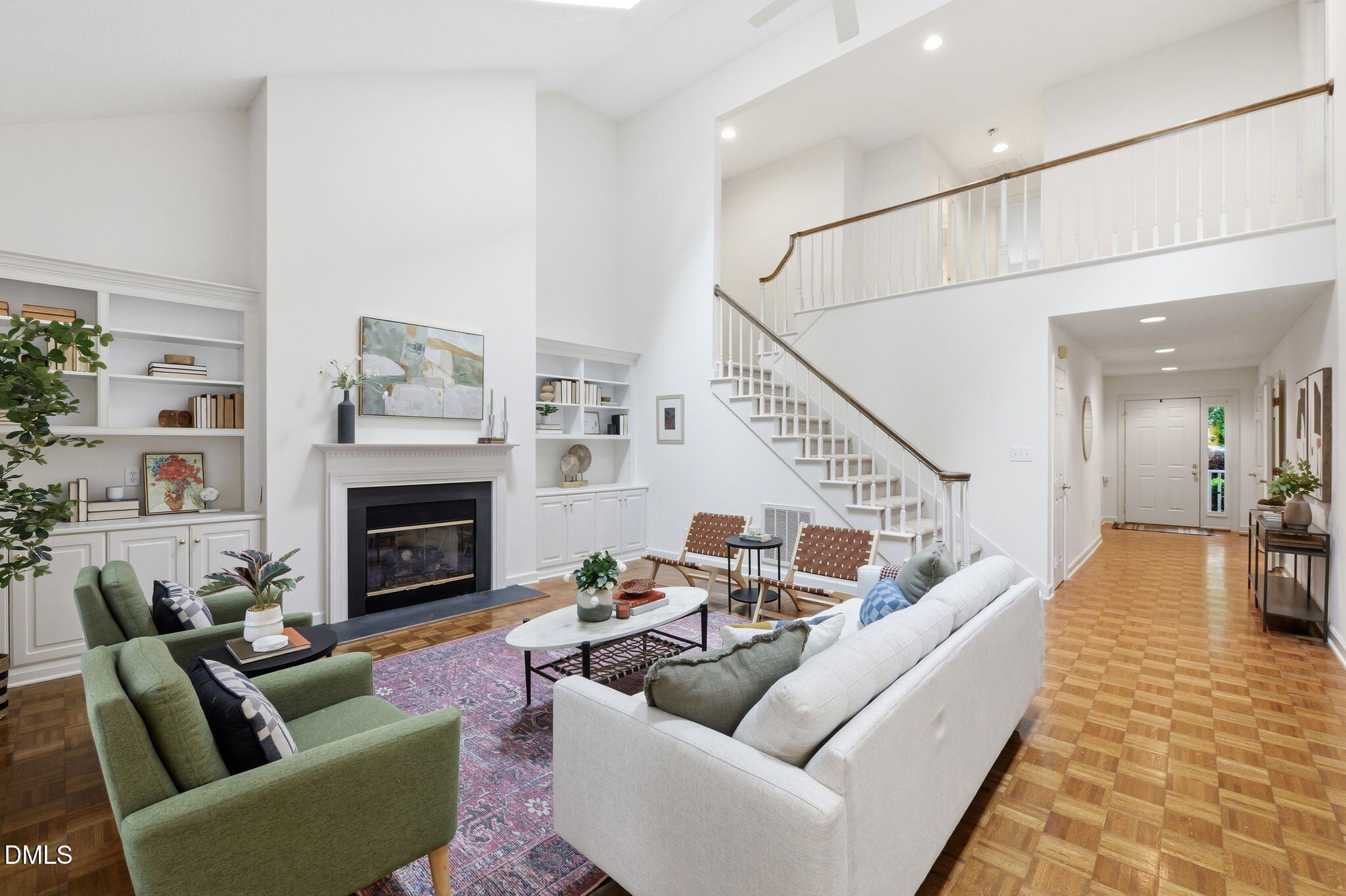 564 Weathersfield