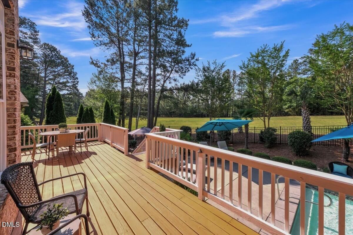 65 Forked Pine Court