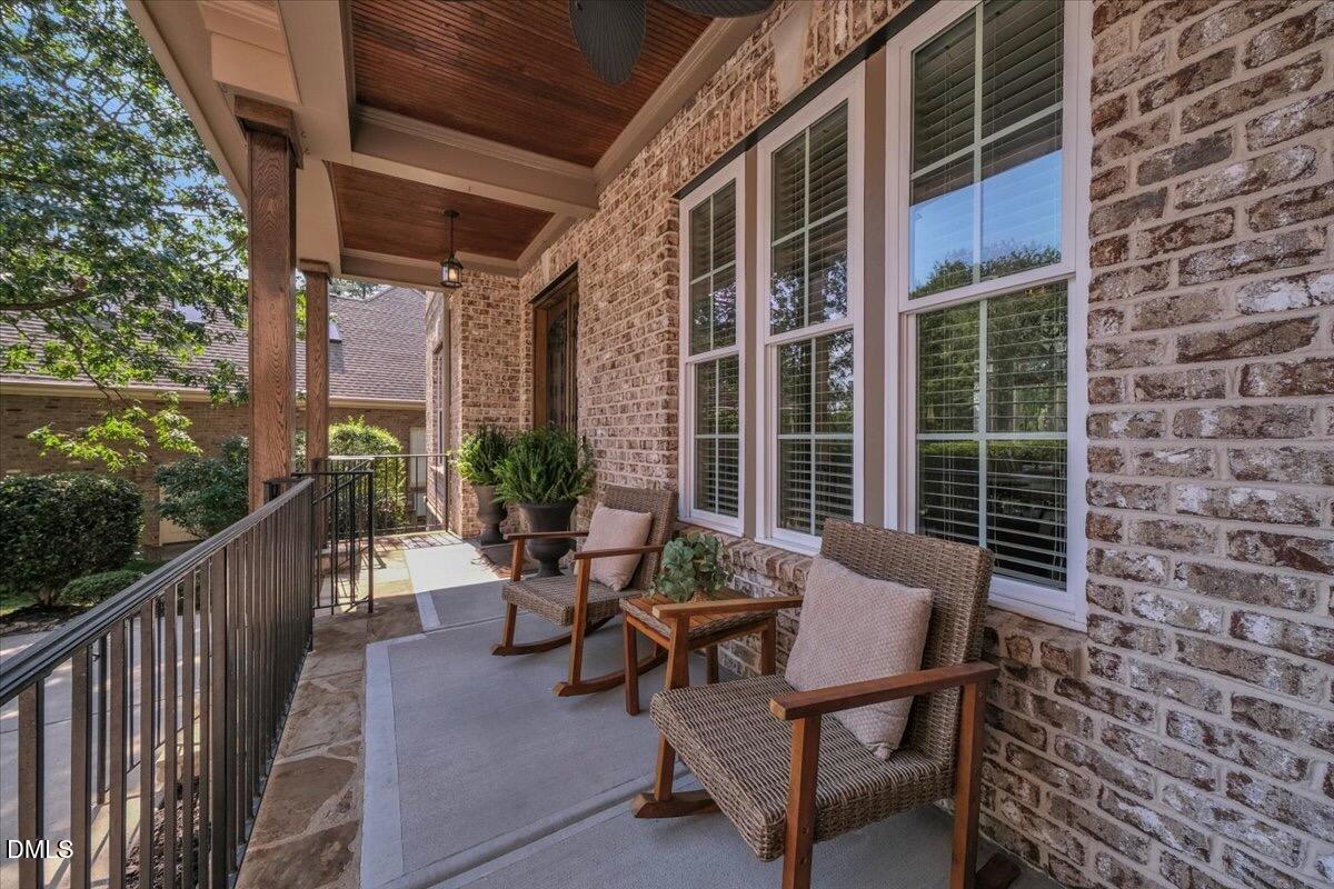 65 Forked Pine Court