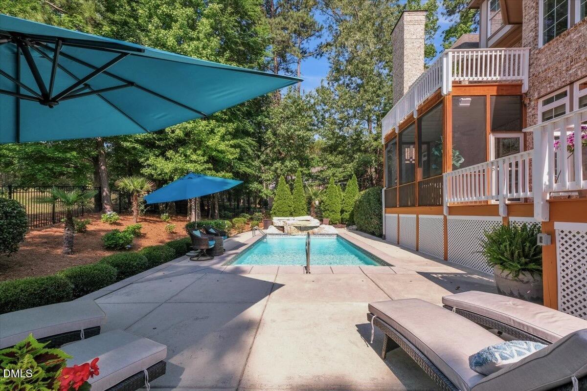 65 Forked Pine Court