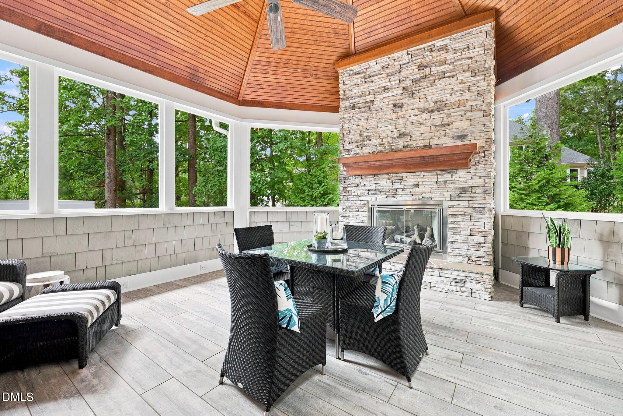 535 Mountain Laurel