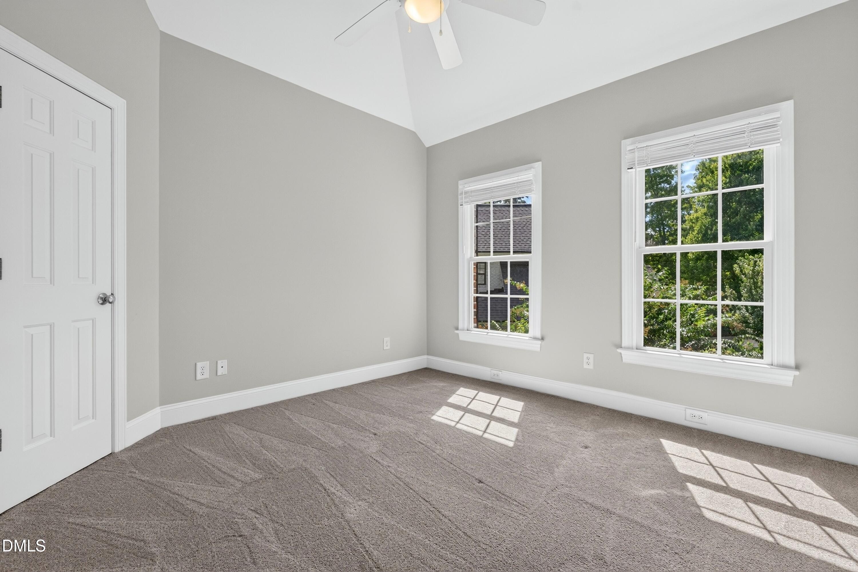33 Kingswood Lane