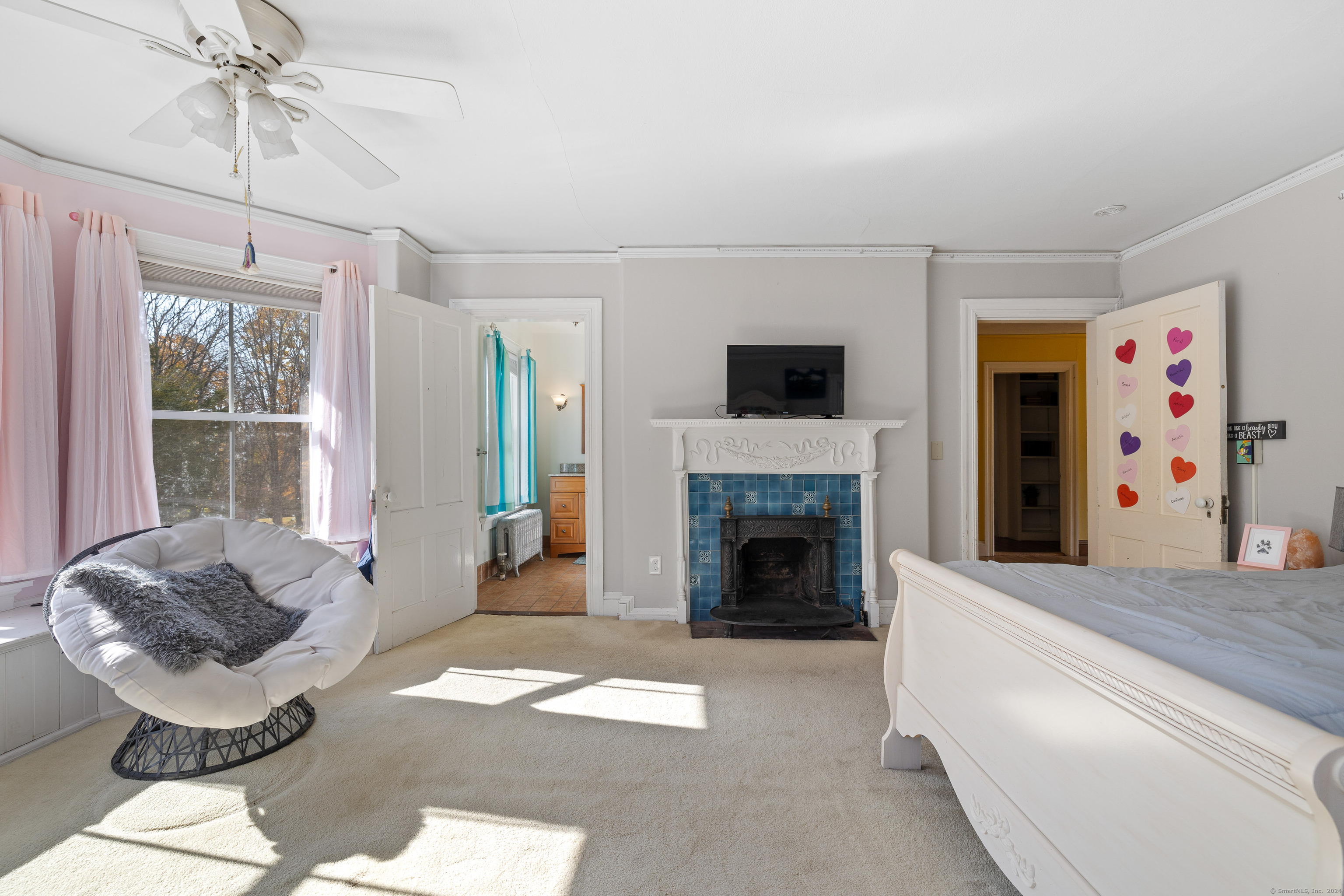 354 Pomfret Street