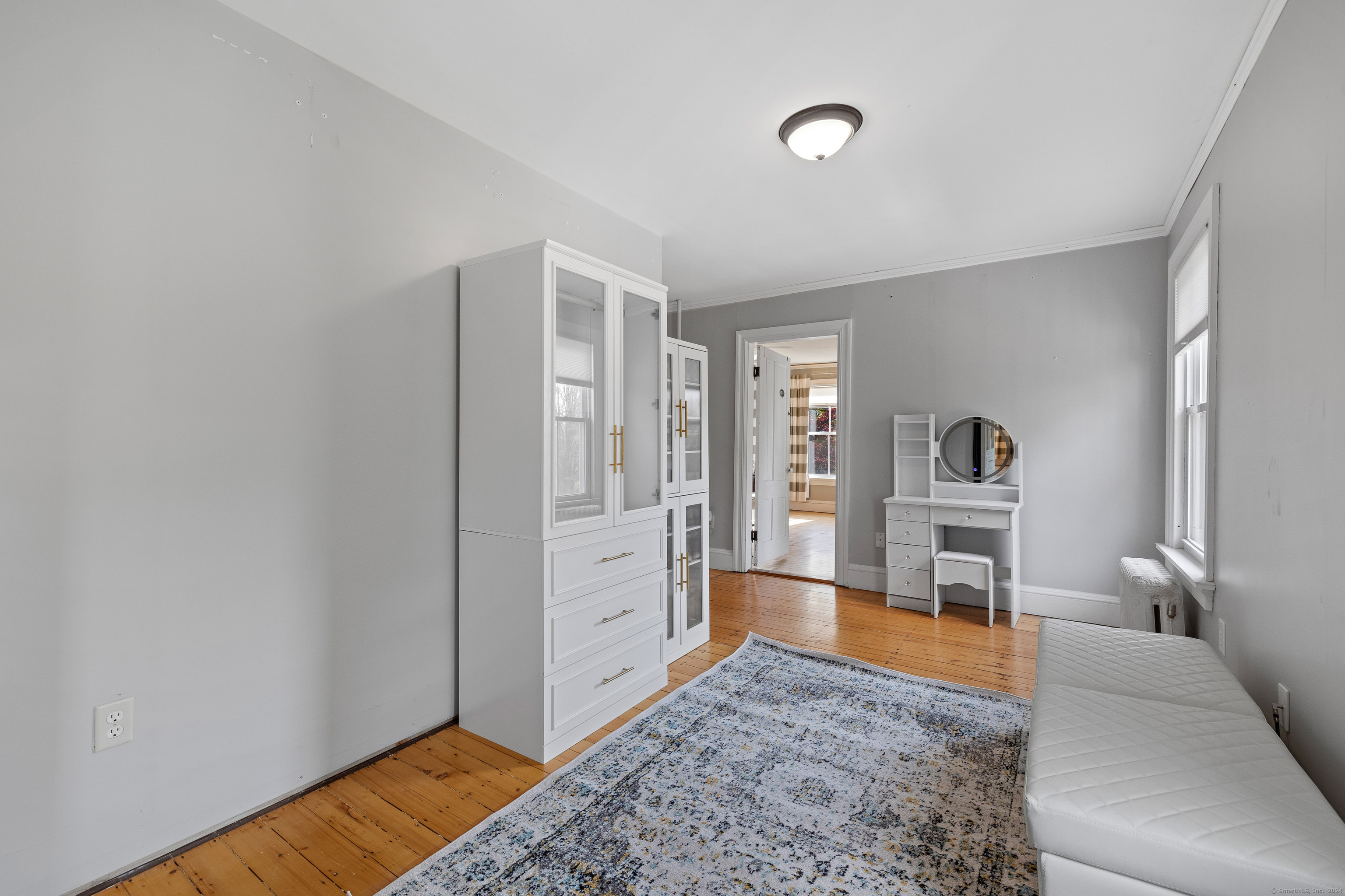 354 Pomfret Street