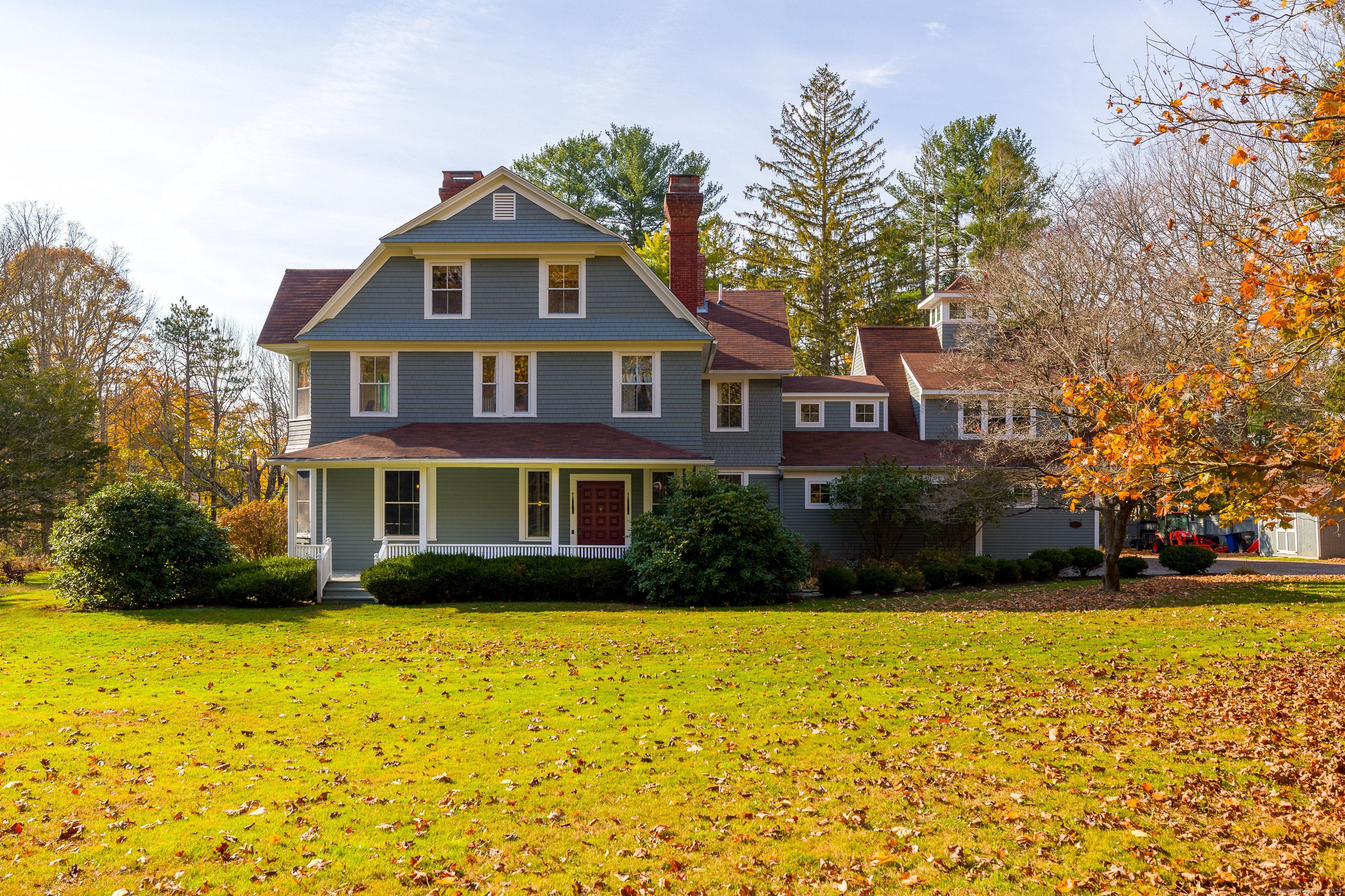354 Pomfret Street