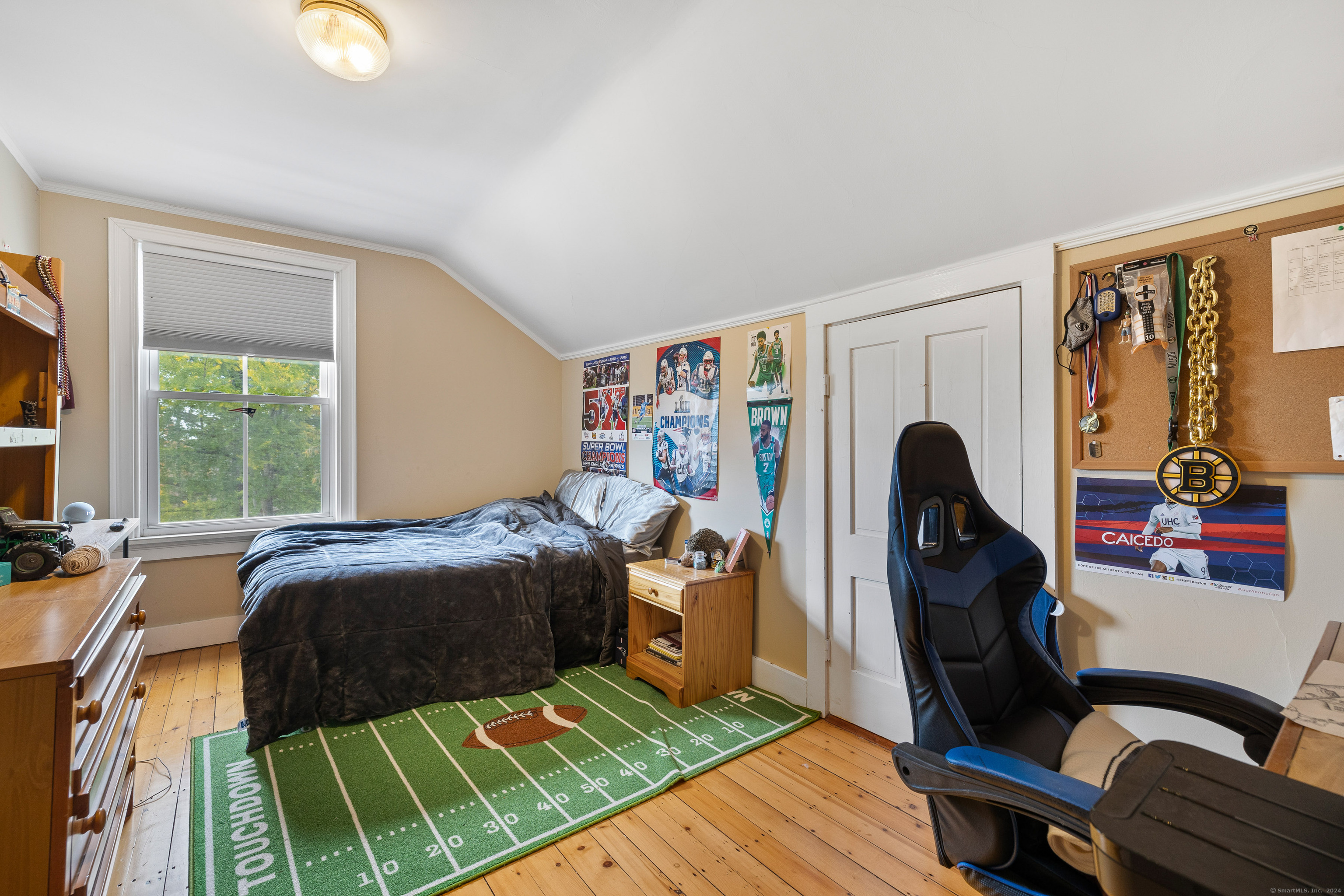 354 Pomfret Street