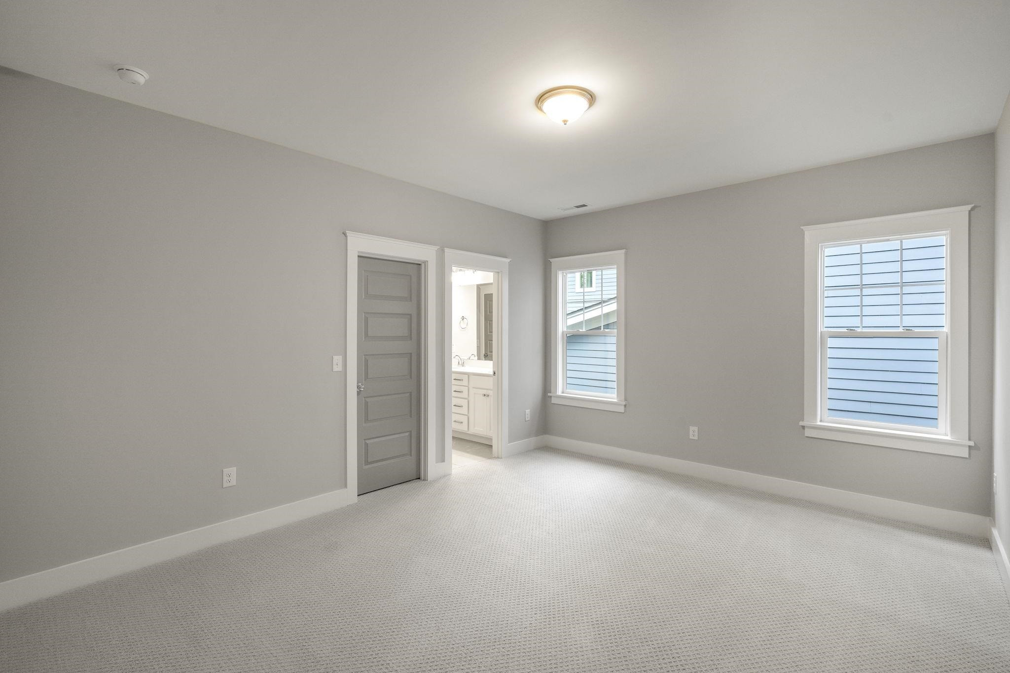 916 Noisette Court