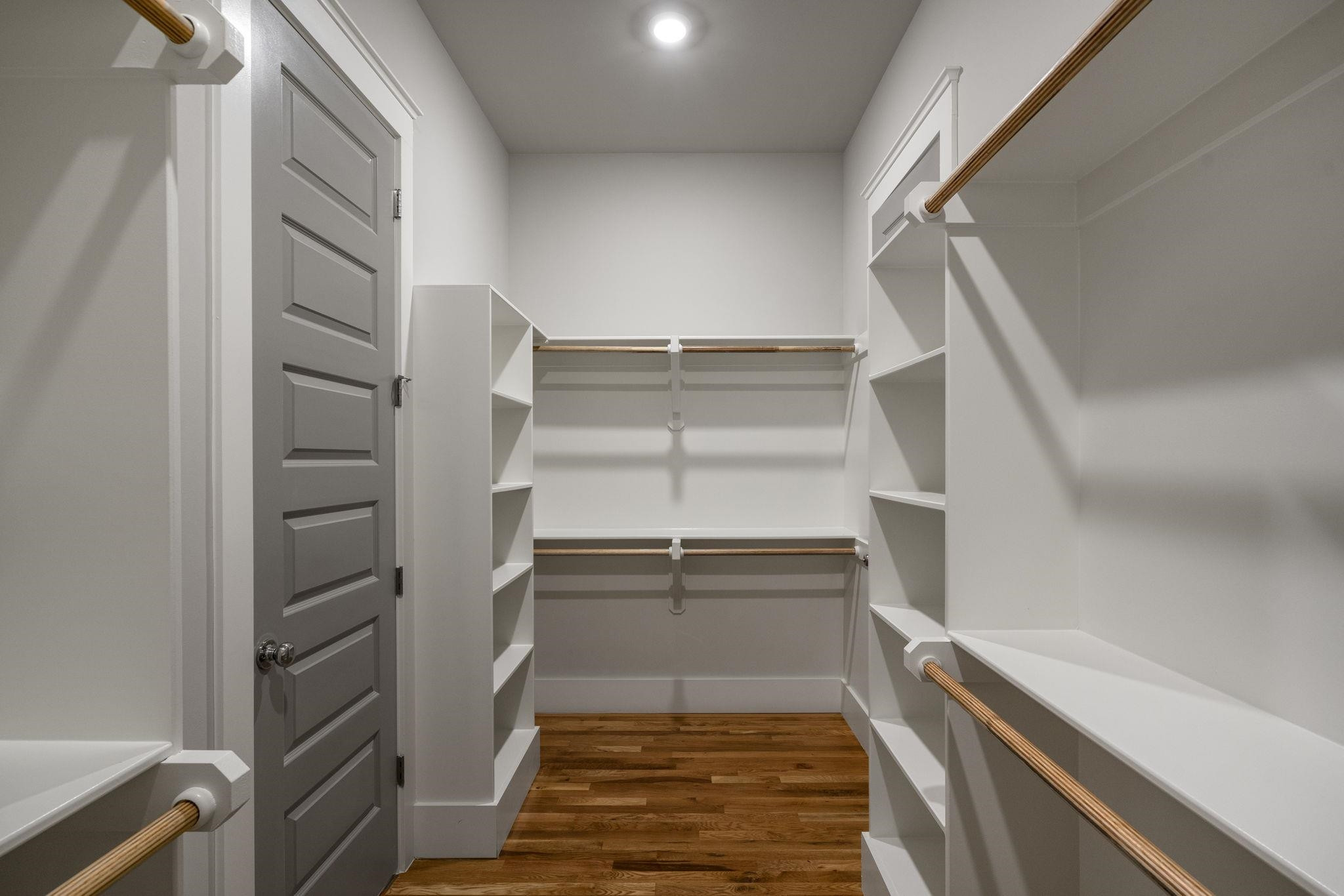 916 Noisette Court