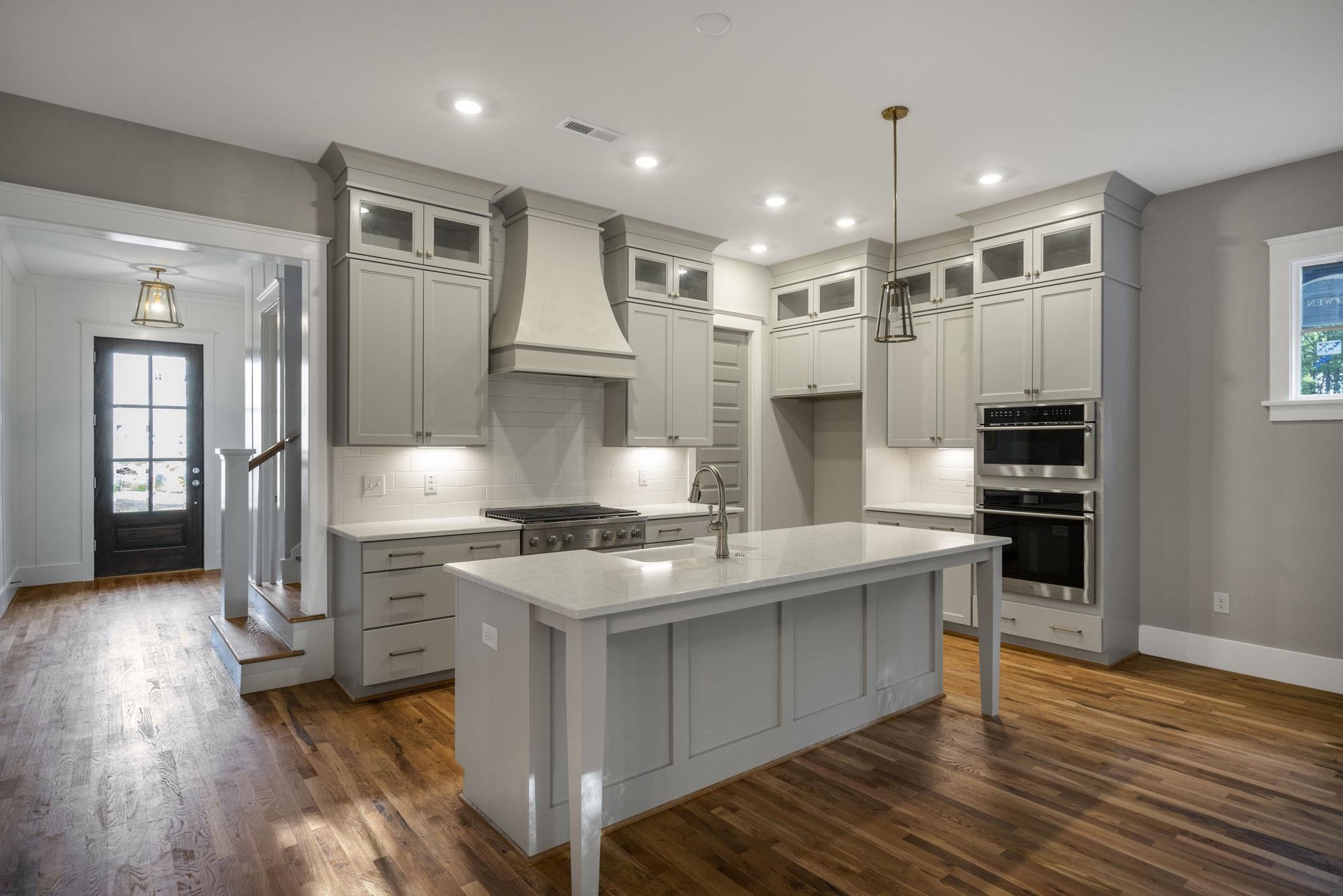 916 Noisette Court