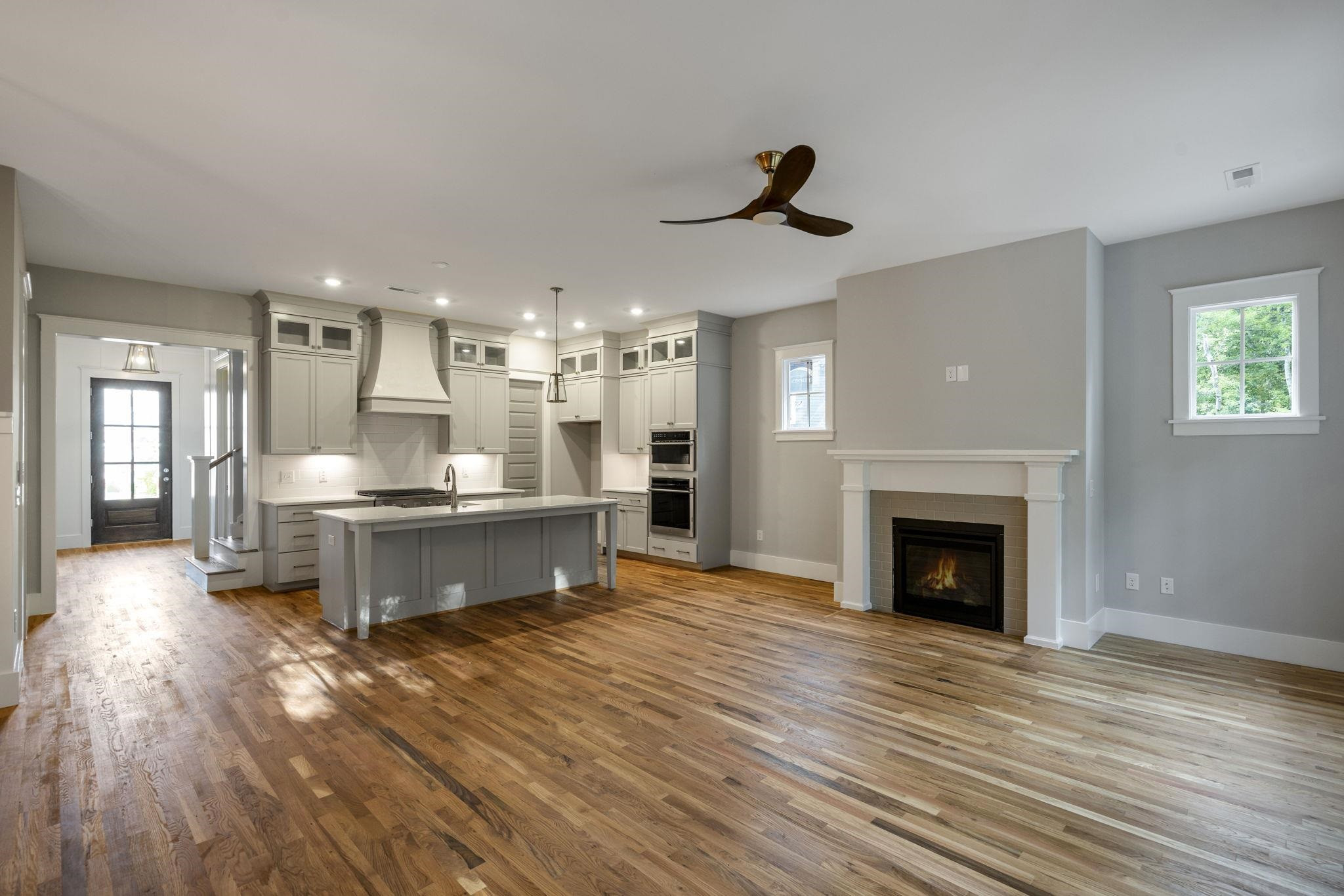 916 Noisette Court