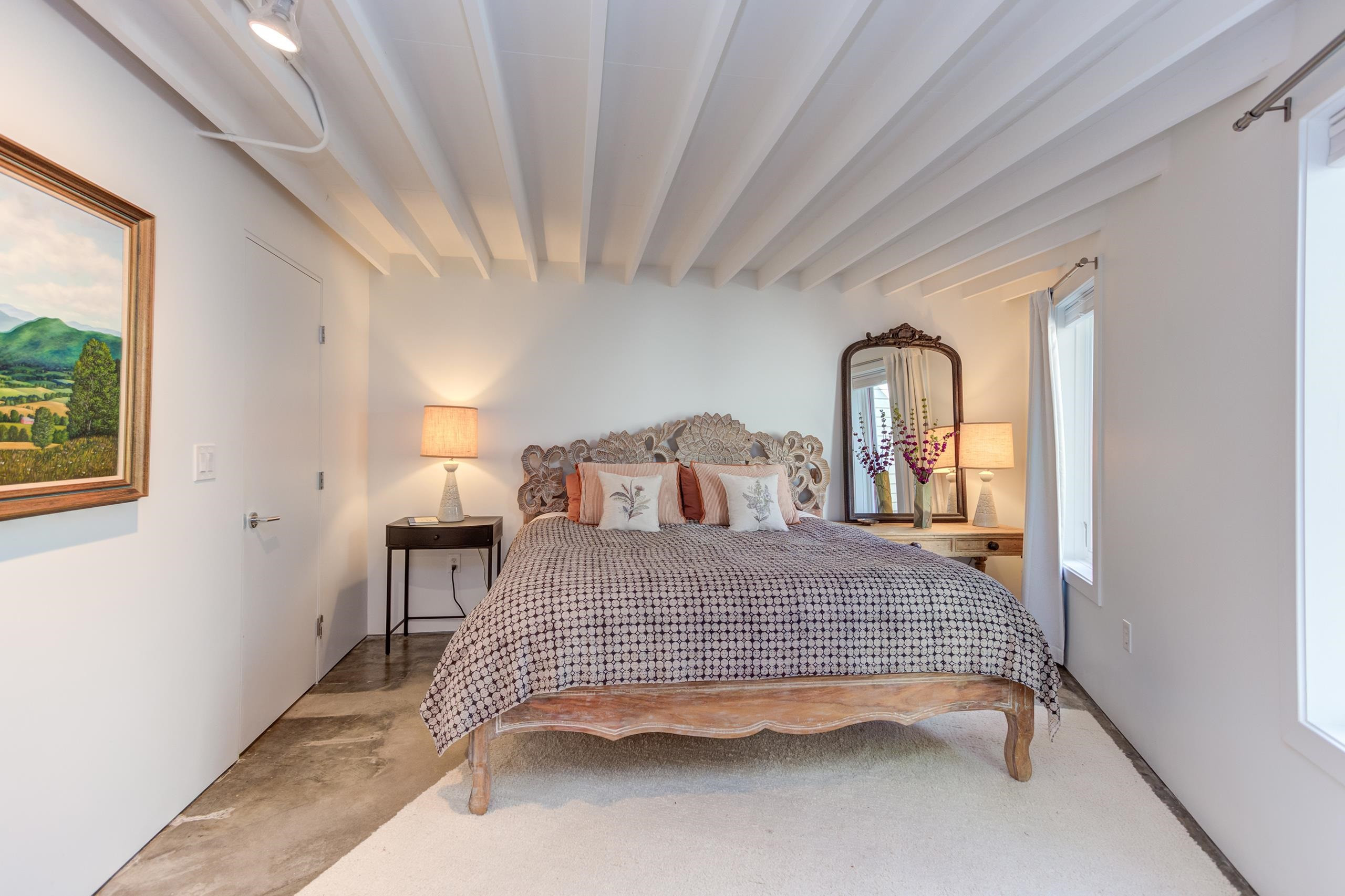 701 W Trinity Avenue # 108