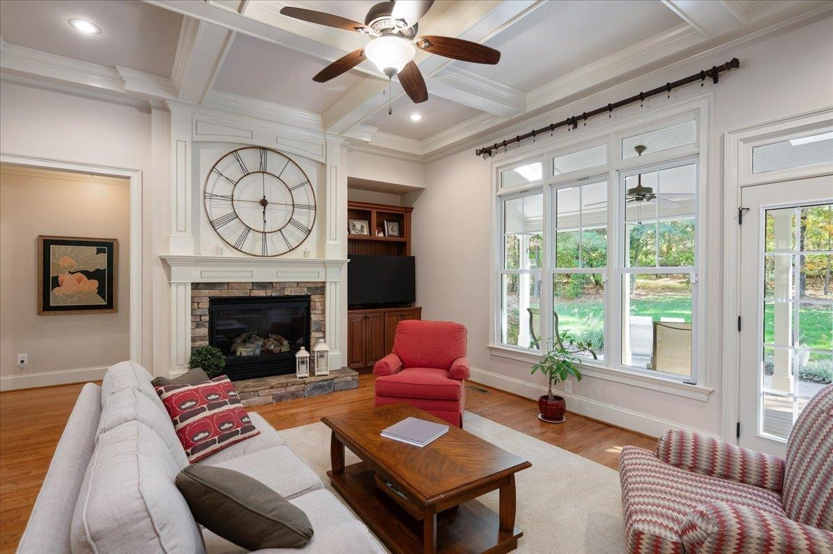 423 Henrys Ridge Road