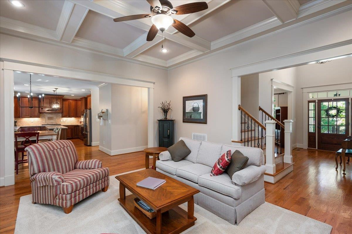 423 Henrys Ridge Road