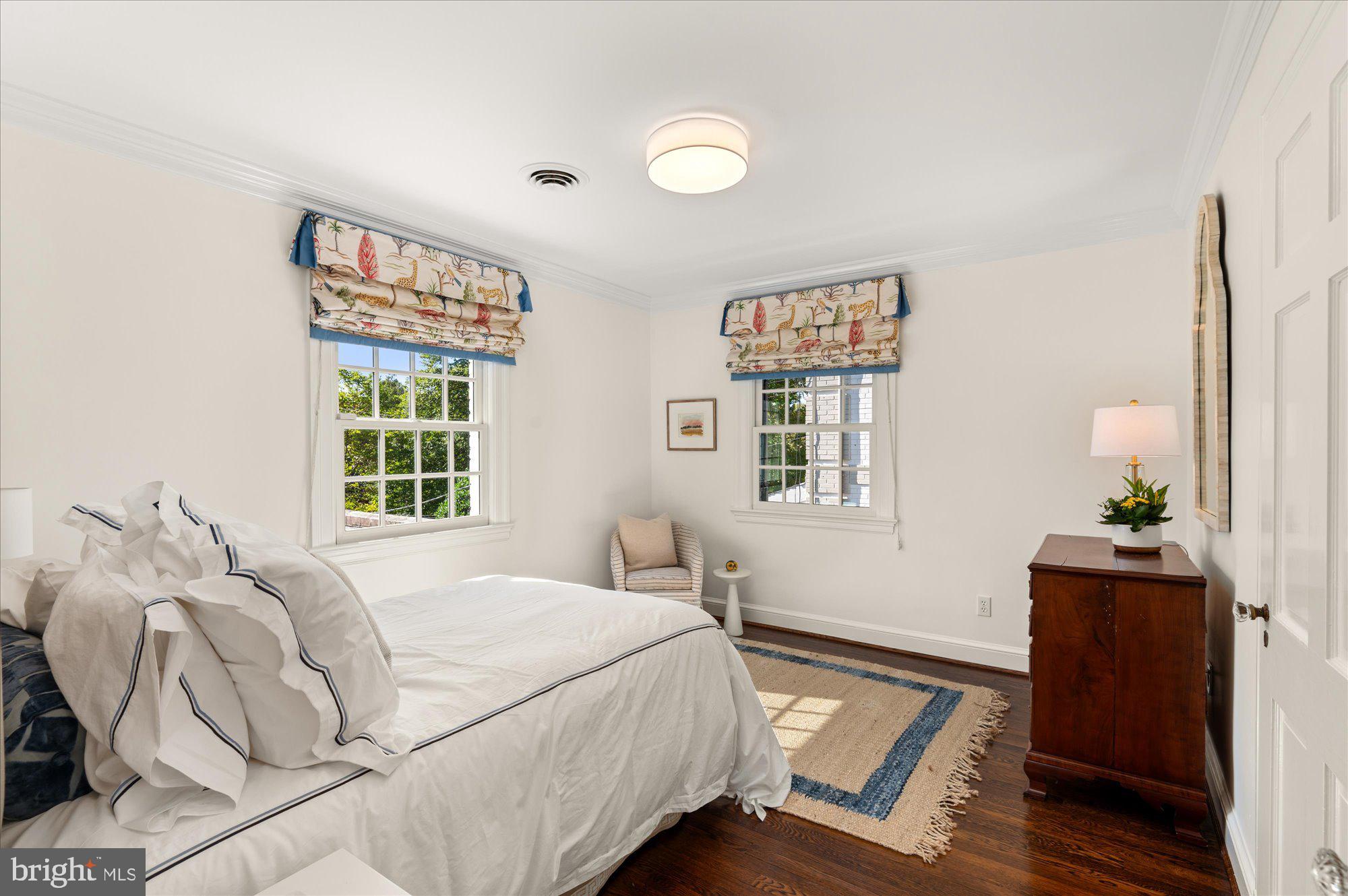 4836 LOUGHBORO ROAD NW