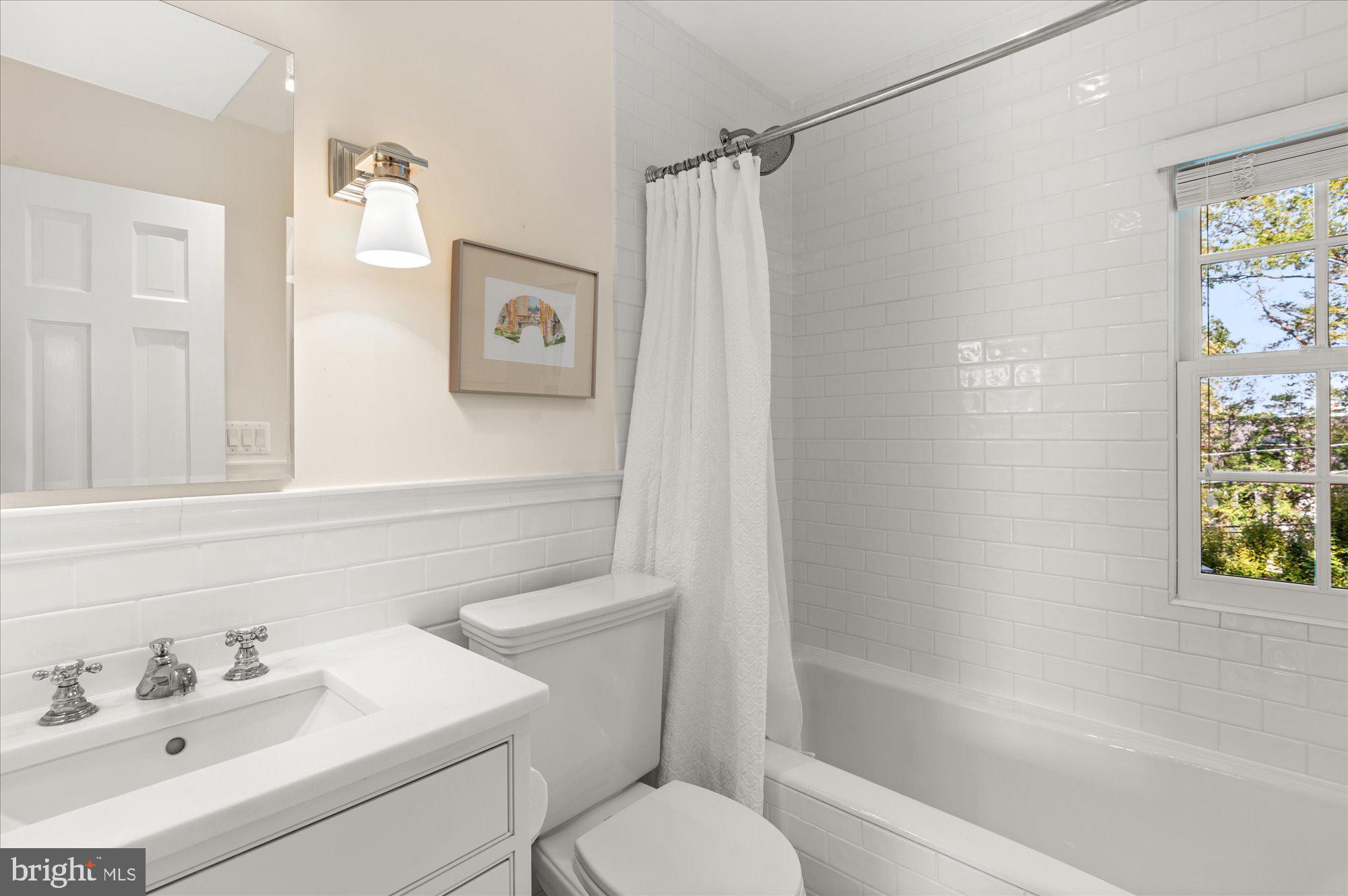 4836 LOUGHBORO ROAD NW