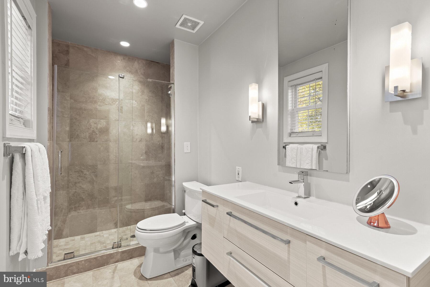 4414 DAVENPORT STREET NW