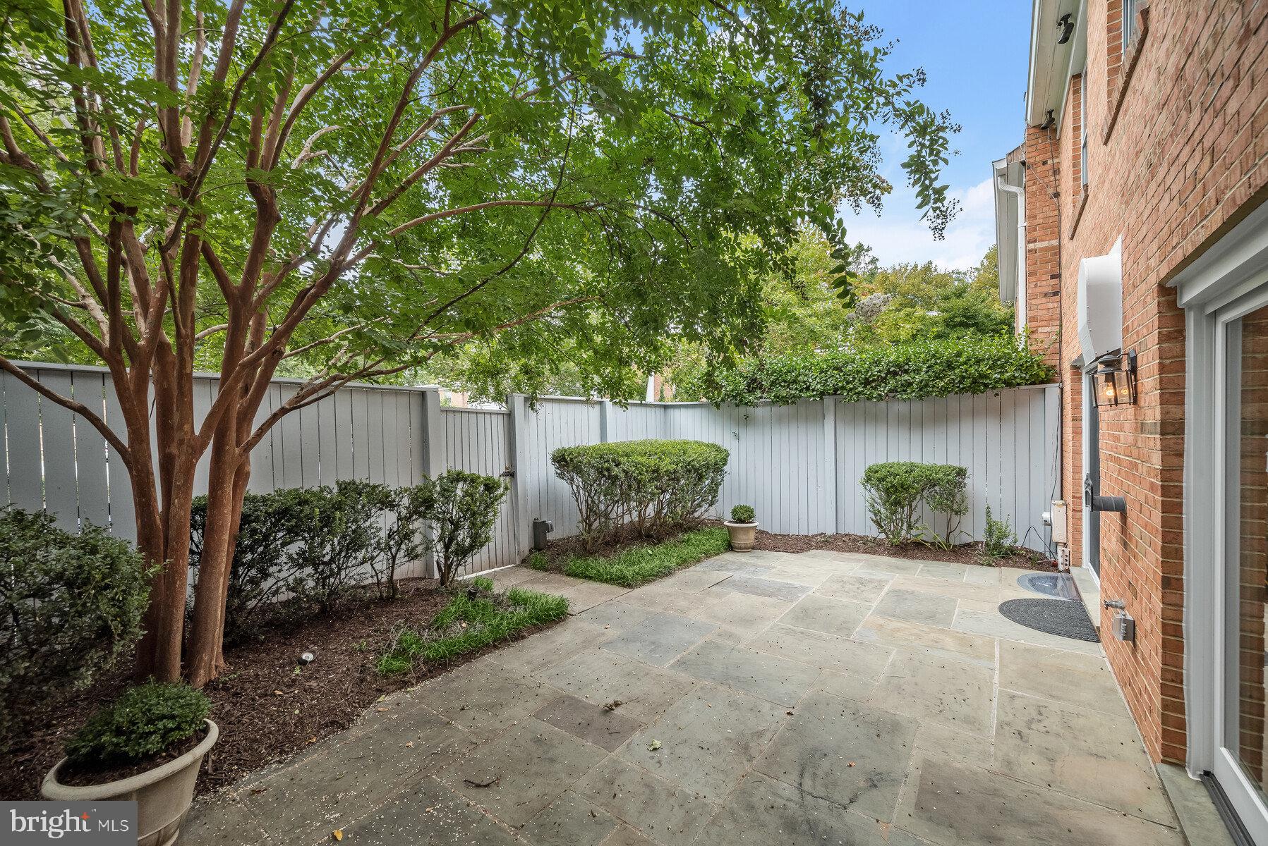 4255 FORDHAM ROAD NW