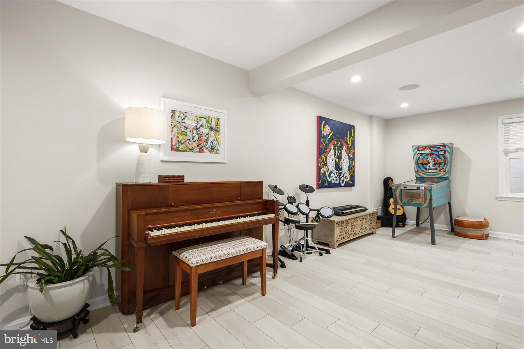 4900 PALISADE LANE NW