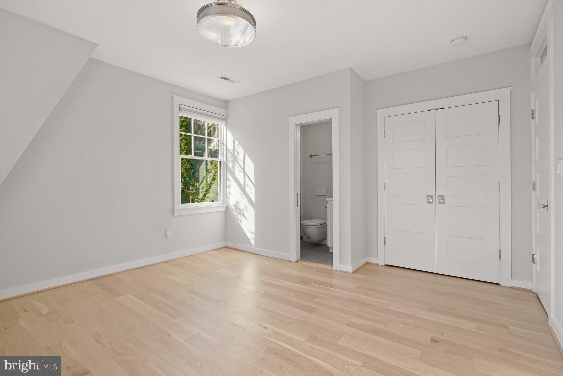 3507 WOODLEY ROAD NW