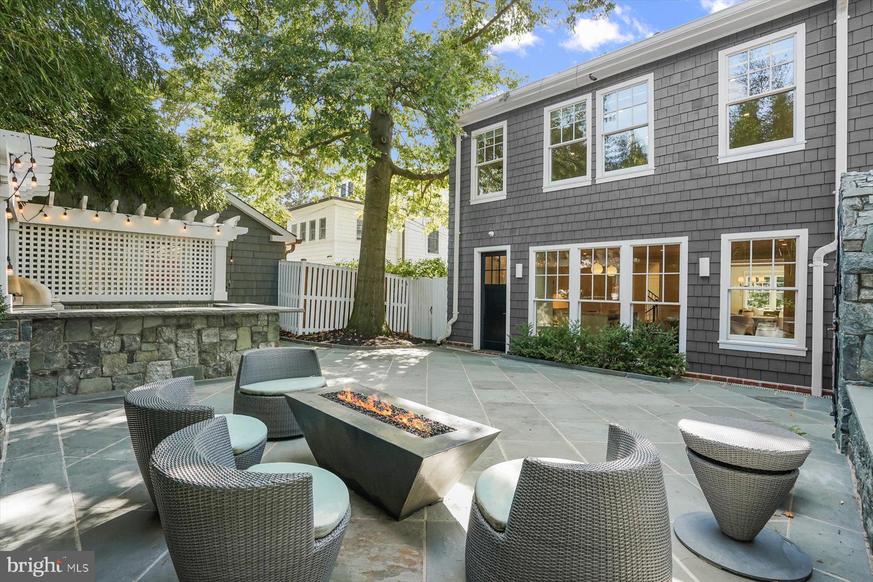 3507 WOODLEY ROAD NW