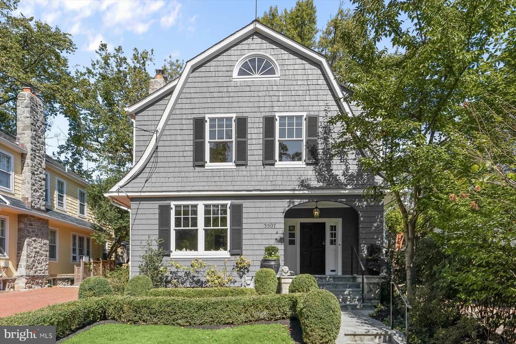3507 WOODLEY ROAD NW