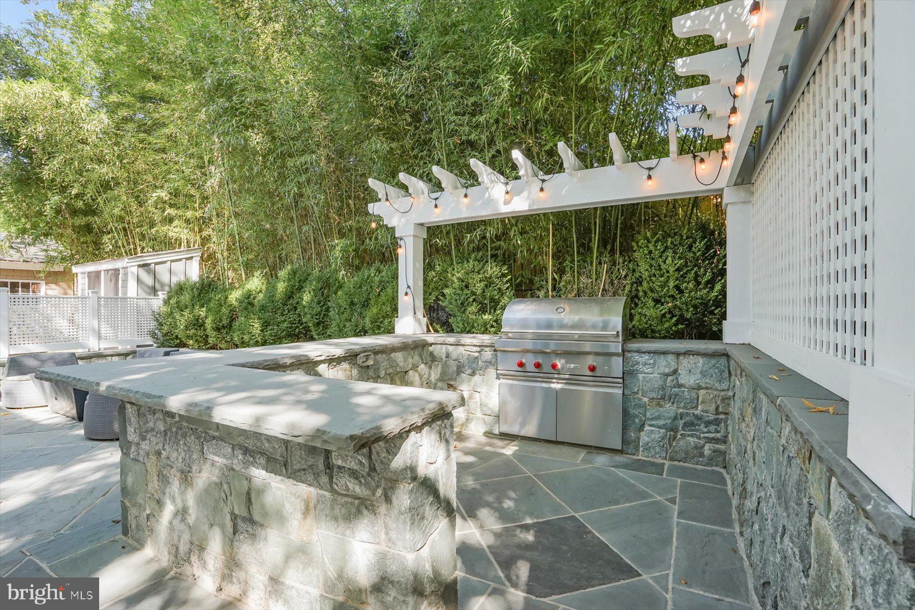 3507 WOODLEY ROAD NW